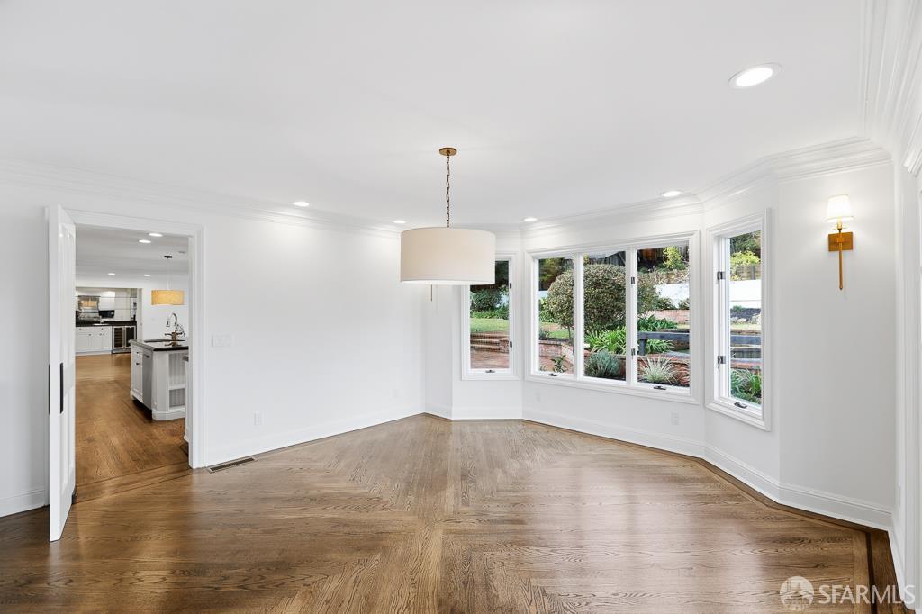 Detail Gallery Image 56 of 92 For 760 Chateau Dr, Hillsborough,  CA 94010 - 6 Beds | 8 Baths