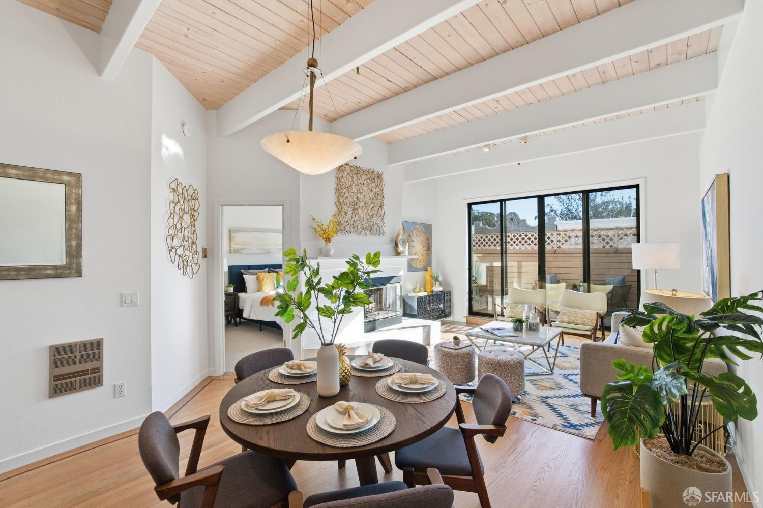 Photo #9: 425093232 Listing: Photo #9