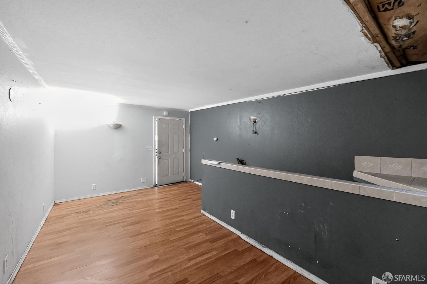 Detail Gallery Image 10 of 39 For 9117 Burr St, Oakland,  CA 94605 - 3 Beds | 2 Baths