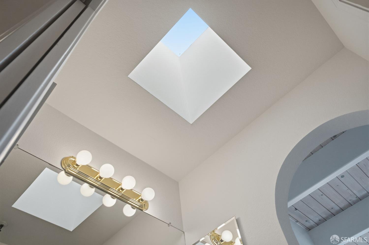 Photo #23: 425093232 Listing: Photo #23