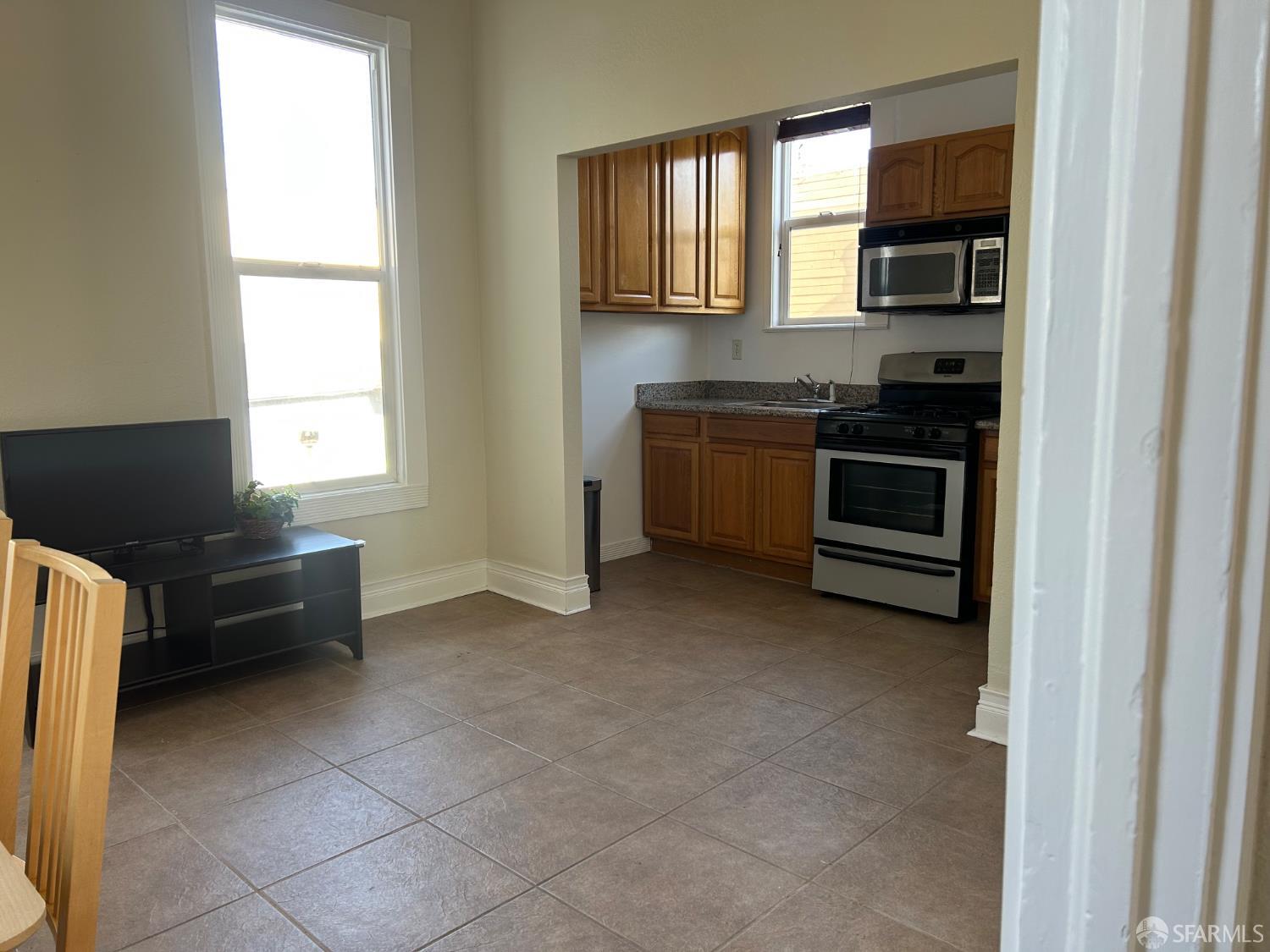 Detail Gallery Image 37 of 48 For 106 Sadowa St, San Francisco,  CA 94112 - – Beds | – Baths