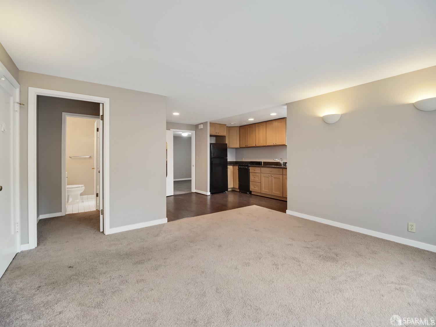 Detail Gallery Image 2 of 18 For 3510 Divisadero St, San Francisco,  CA 94123 - 1 Beds | 1 Baths