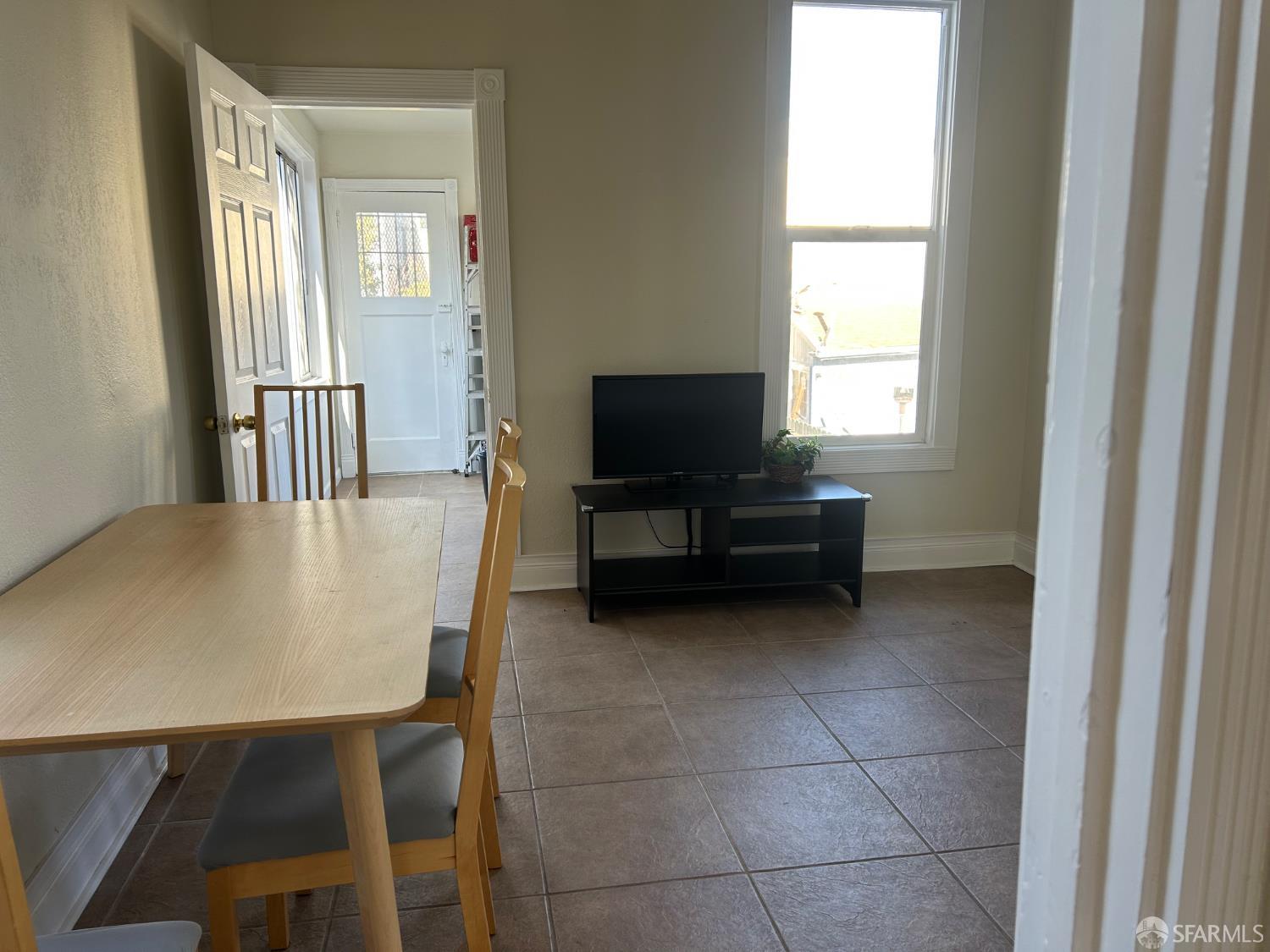 Detail Gallery Image 39 of 48 For 106 Sadowa St, San Francisco,  CA 94112 - – Beds | – Baths