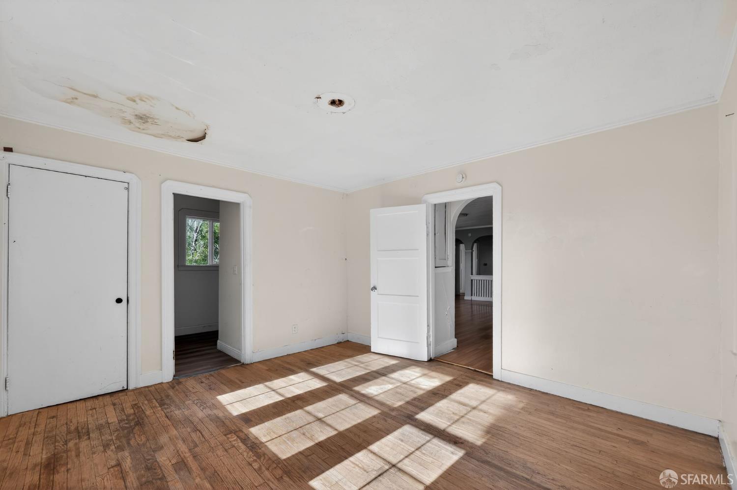 Detail Gallery Image 18 of 39 For 9117 Burr St, Oakland,  CA 94605 - 3 Beds | 2 Baths