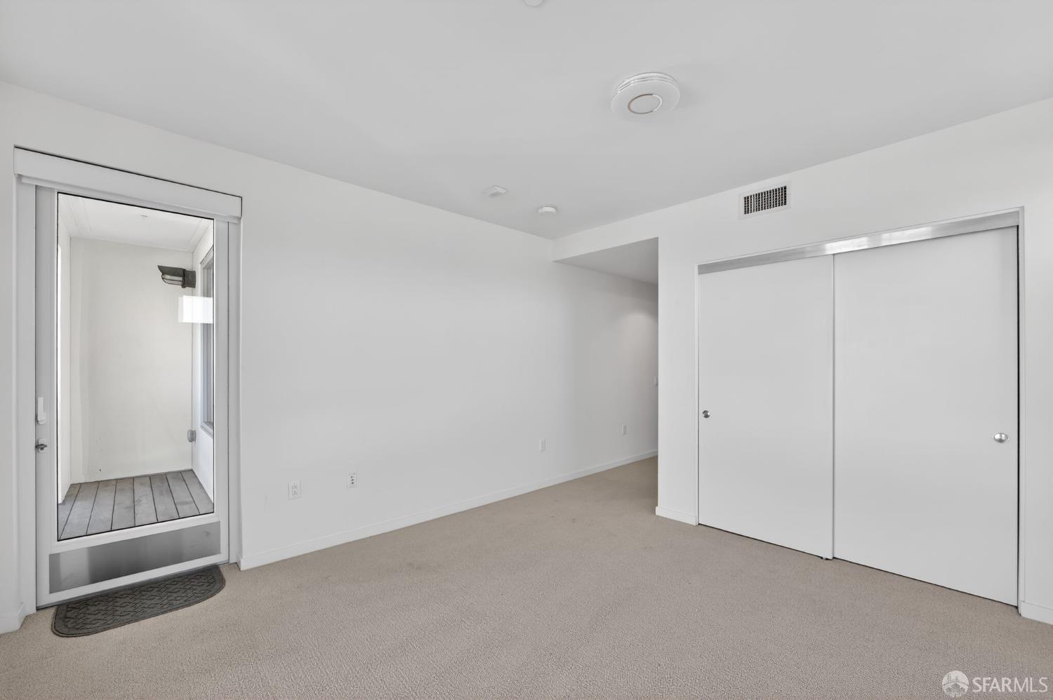 Detail Gallery Image 19 of 33 For 10 Innes Ct #401,  San Francisco,  CA 94124 - 3 Beds | 2 Baths