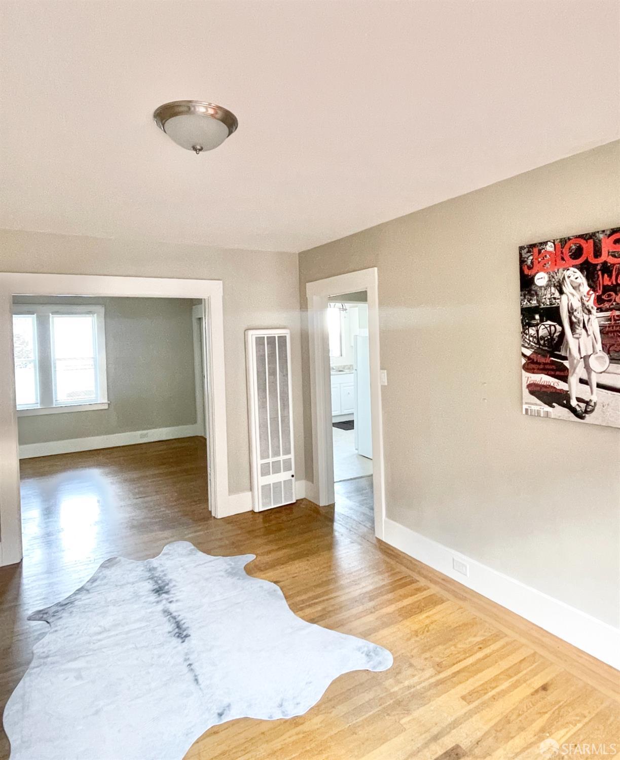 Detail Gallery Image 3 of 26 For 42 Seward St, San Francisco,  CA 94114 - 1 Beds | 1 Baths