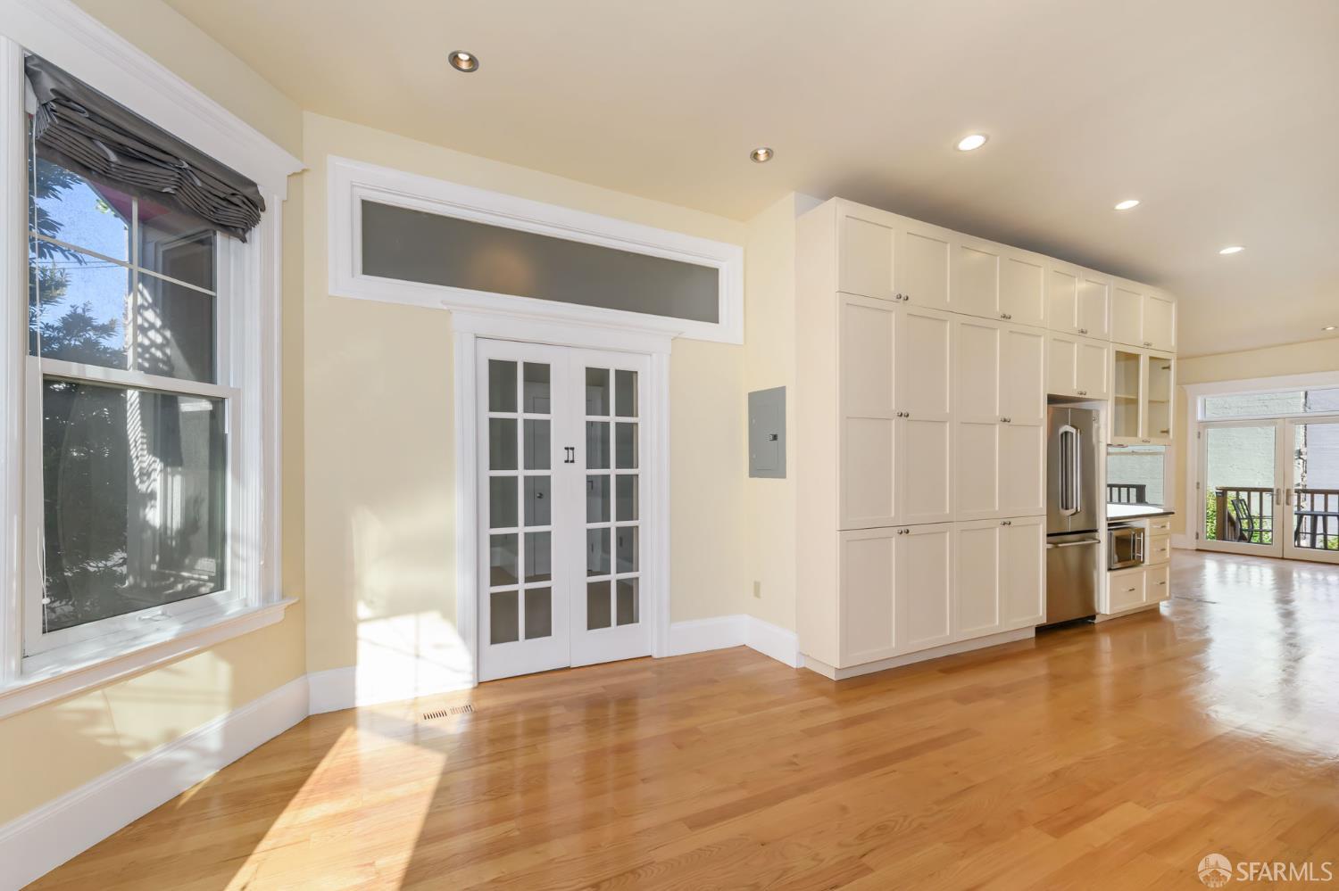 Detail Gallery Image 15 of 27 For 643 Hampshire St, San Francisco,  CA 94110 - 2 Beds | 2 Baths