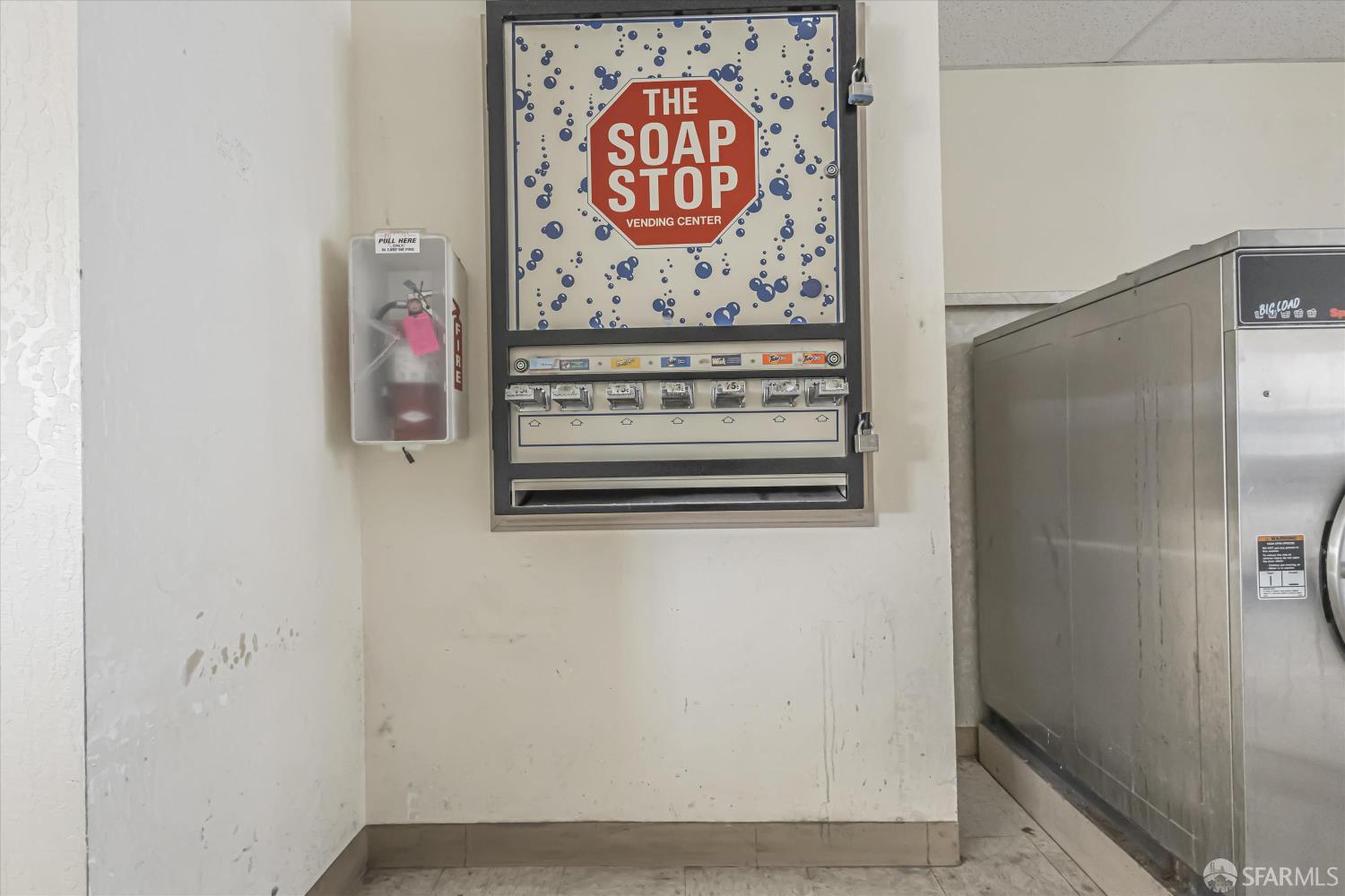 Detail Gallery Image 44 of 72 For 1733 Leavenworth St, San Francisco,  CA 94109 - – Beds | – Baths