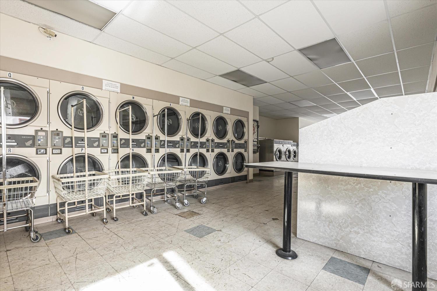 Detail Gallery Image 37 of 72 For 1733 Leavenworth St, San Francisco,  CA 94109 - – Beds | – Baths