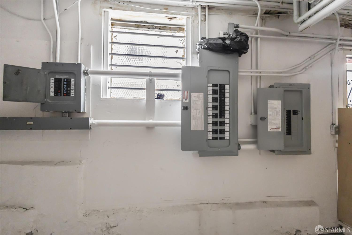 Detail Gallery Image 54 of 72 For 1733 Leavenworth St, San Francisco,  CA 94109 - – Beds | – Baths