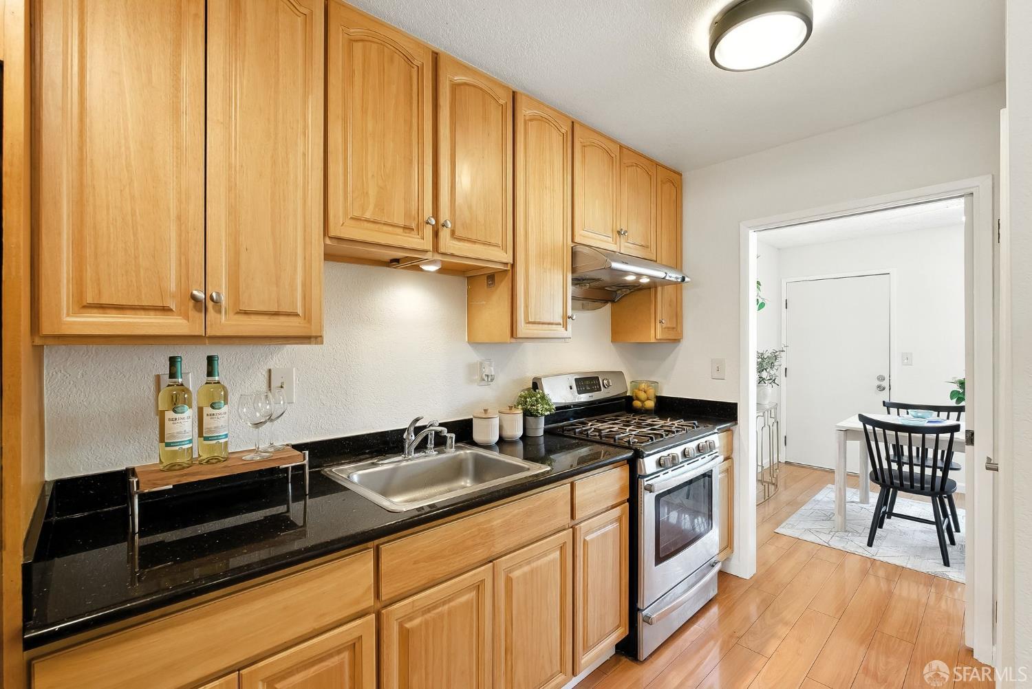 Detail Gallery Image 13 of 41 For 113 Westgate Cir, San Pablo,  CA 94806 - 2 Beds | 1/1 Baths