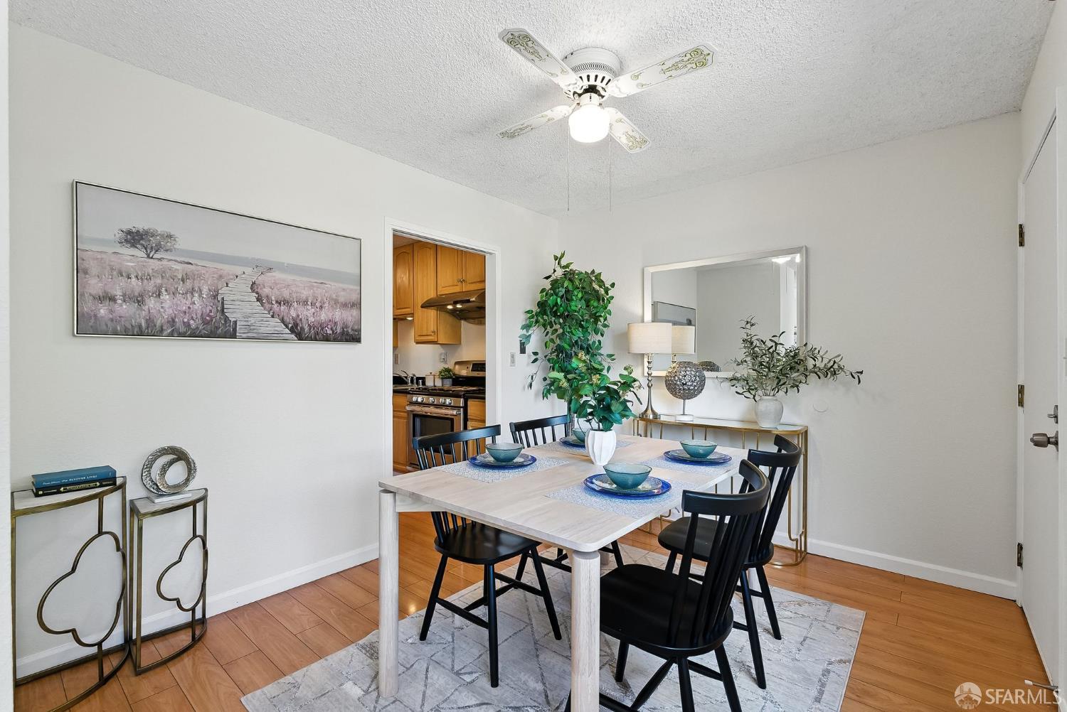 Detail Gallery Image 10 of 41 For 113 Westgate Cir, San Pablo,  CA 94806 - 2 Beds | 1/1 Baths