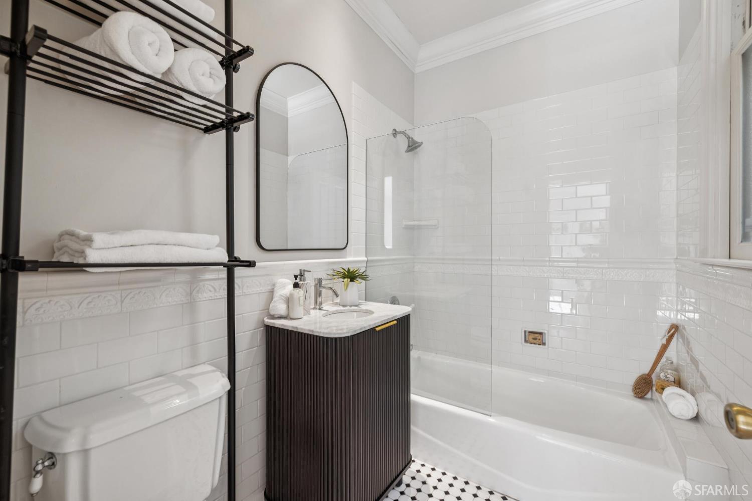 Photo #23: 426094981 Listing: Photo #23