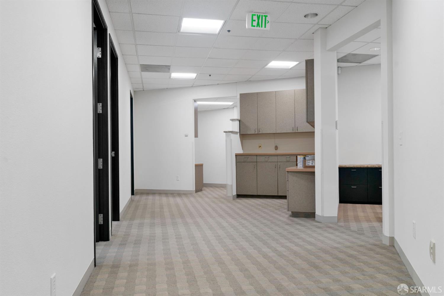 Detail Gallery Image 18 of 32 For 1670 Riviera Ave #200,  Walnut Creek,  CA 94596 - – Beds | – Baths