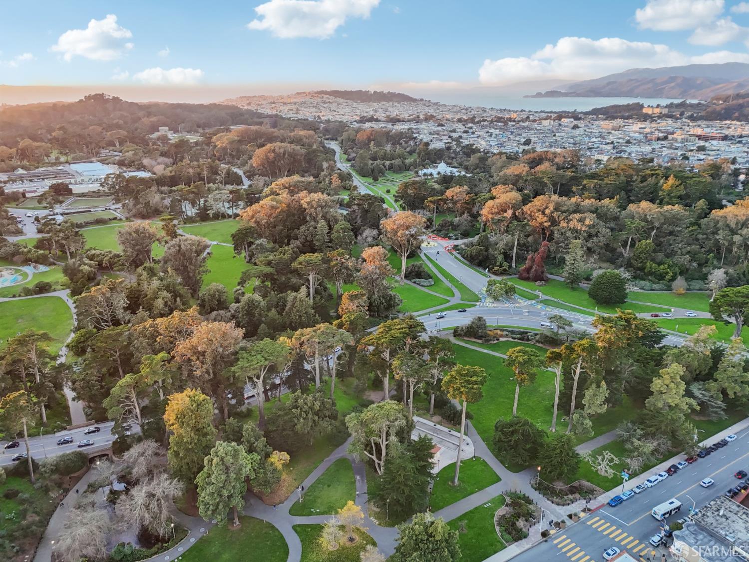 Detail Gallery Image 88 of 99 For 560 Lyon St, San Francisco,  CA 94117 - 5 Beds | 3/1 Baths
