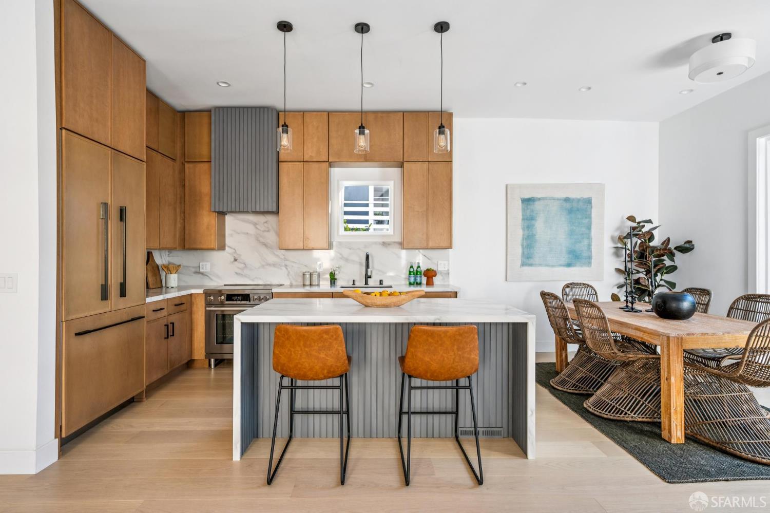 Detail Gallery Image 14 of 50 For 3821 23rd St, San Francisco,  CA 94114 - 3 Beds | 3 Baths