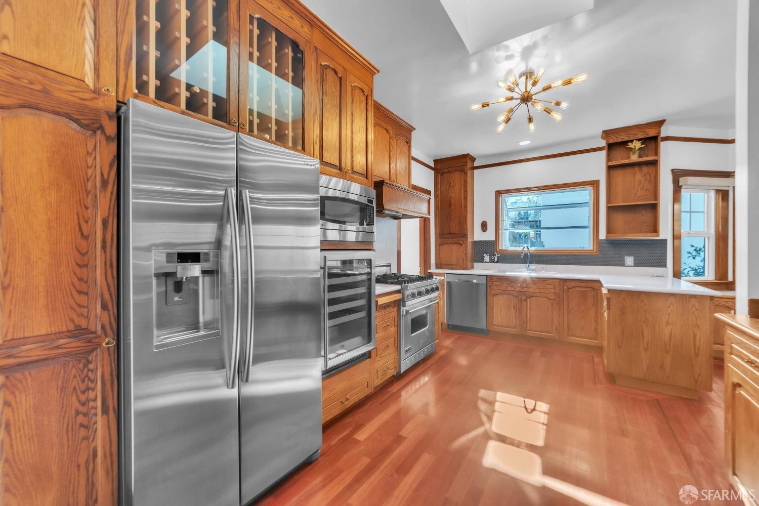 Detail Gallery Image 13 of 38 For 80 Corona St, San Francisco,  CA 94127 - 4 Beds | 3 Baths