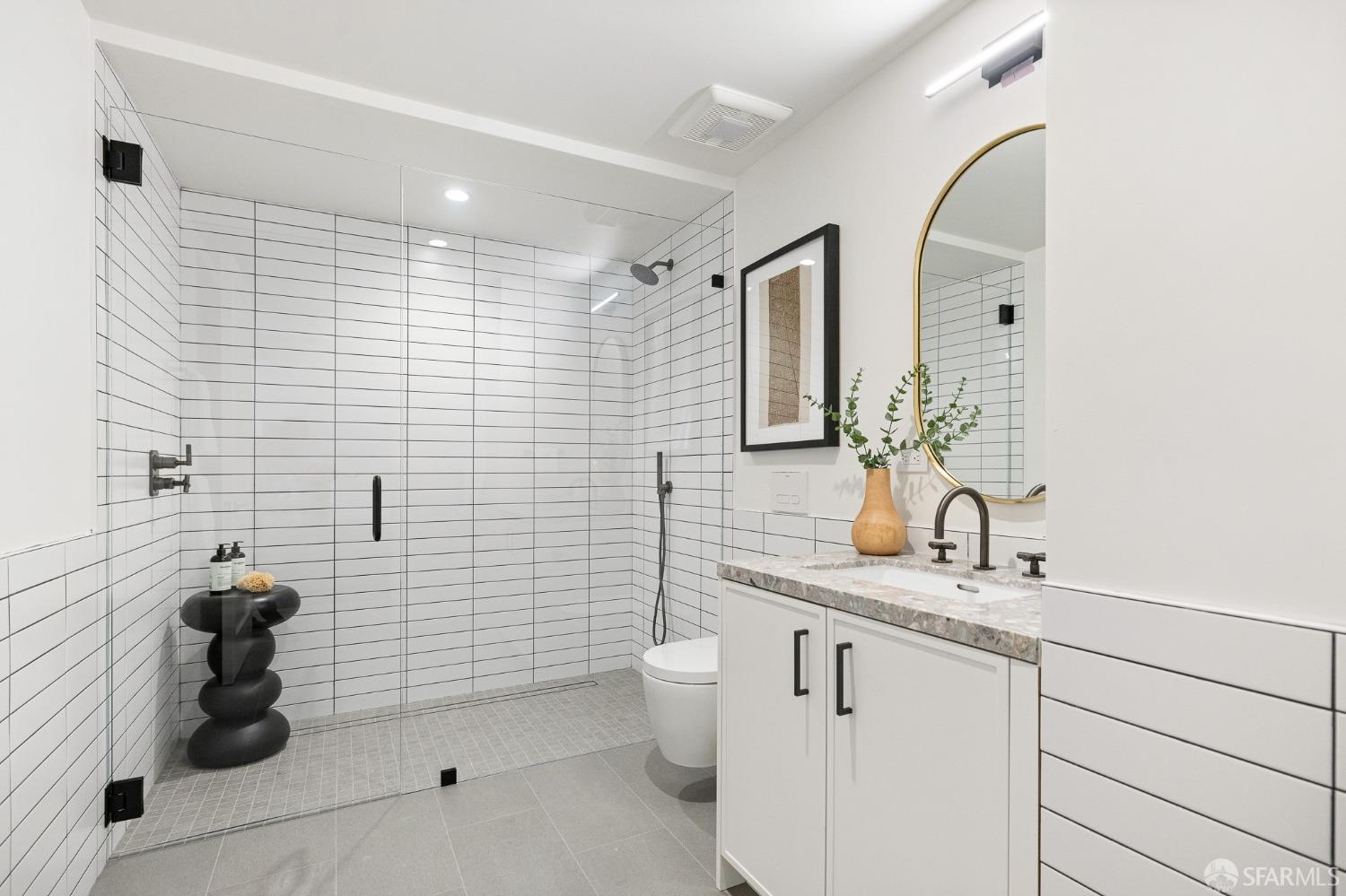 Photo #33: 426095350 Listing: Photo #33