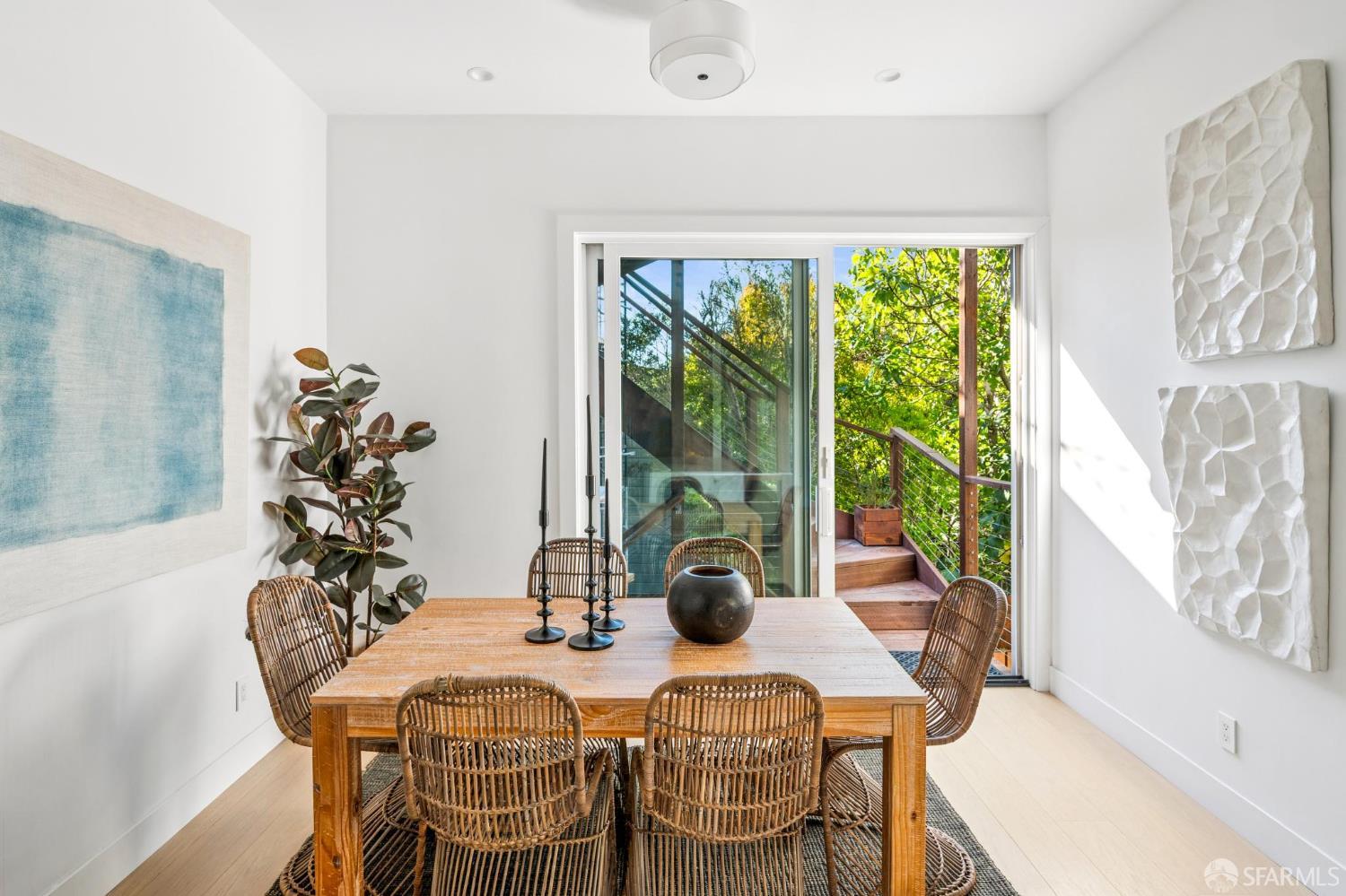 Detail Gallery Image 12 of 50 For 3821 23rd St, San Francisco,  CA 94114 - 3 Beds | 3 Baths