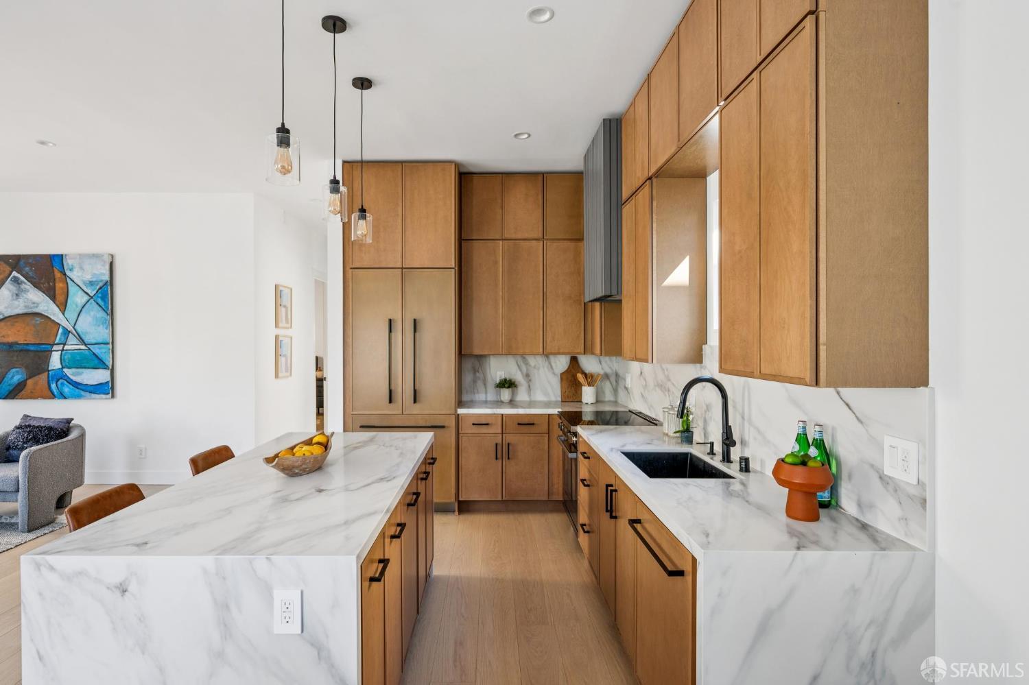 Detail Gallery Image 16 of 50 For 3821 23rd St, San Francisco,  CA 94114 - 3 Beds | 3 Baths