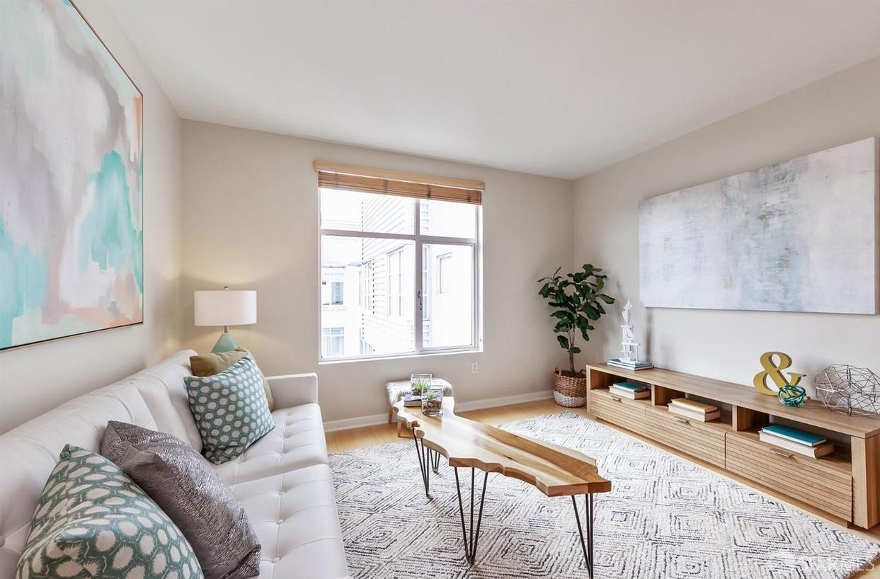 451 Kansas Street # 571