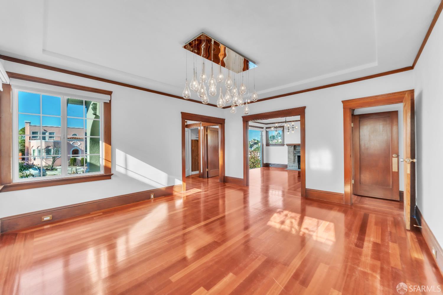 Detail Gallery Image 8 of 38 For 80 Corona St, San Francisco,  CA 94127 - 4 Beds | 3 Baths