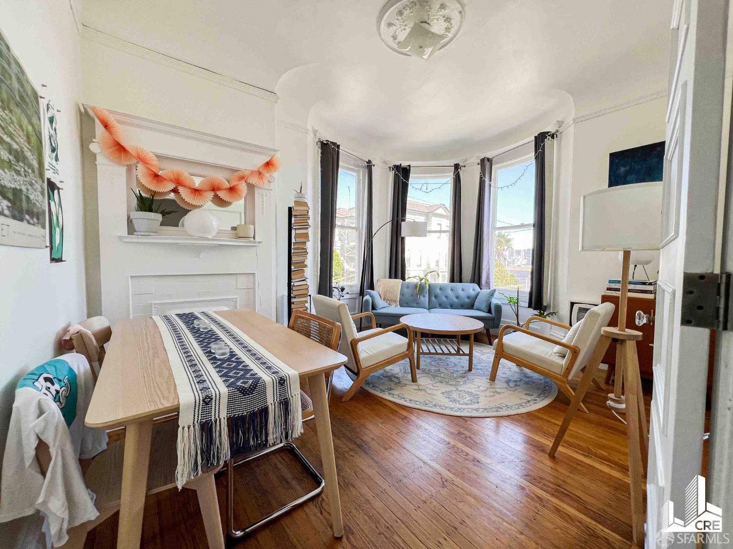 Detail Gallery Image 3 of 8 For 661 Fillmore St, San Francisco,  CA 94117 - – Beds | – Baths