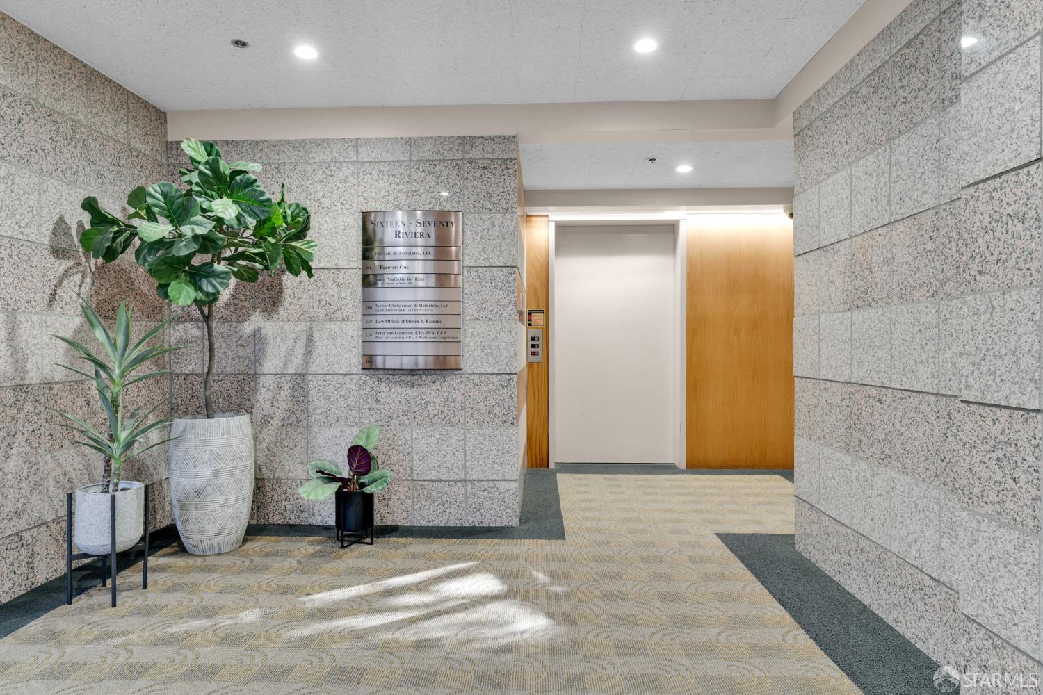 Detail Gallery Image 6 of 32 For 1670 Riviera Ave #200,  Walnut Creek,  CA 94596 - – Beds | – Baths