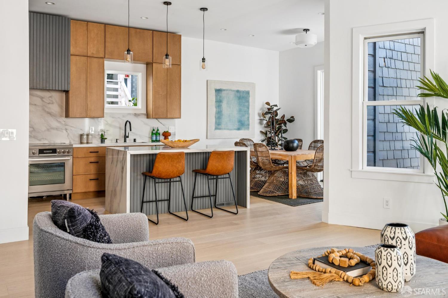 Detail Gallery Image 7 of 50 For 3821 23rd St, San Francisco,  CA 94114 - 3 Beds | 3 Baths