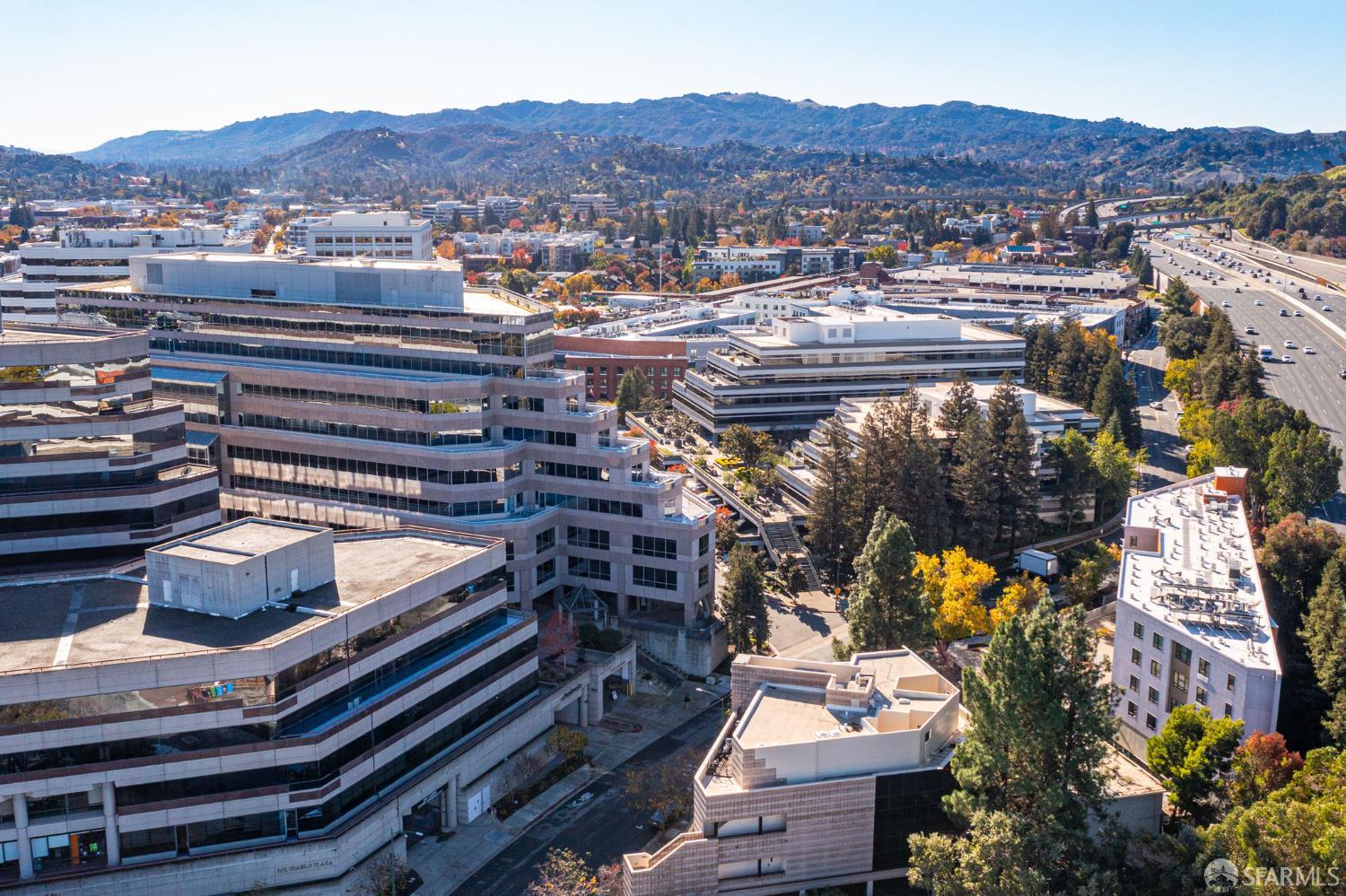 Detail Gallery Image 30 of 32 For 1670 Riviera Ave #200,  Walnut Creek,  CA 94596 - – Beds | – Baths