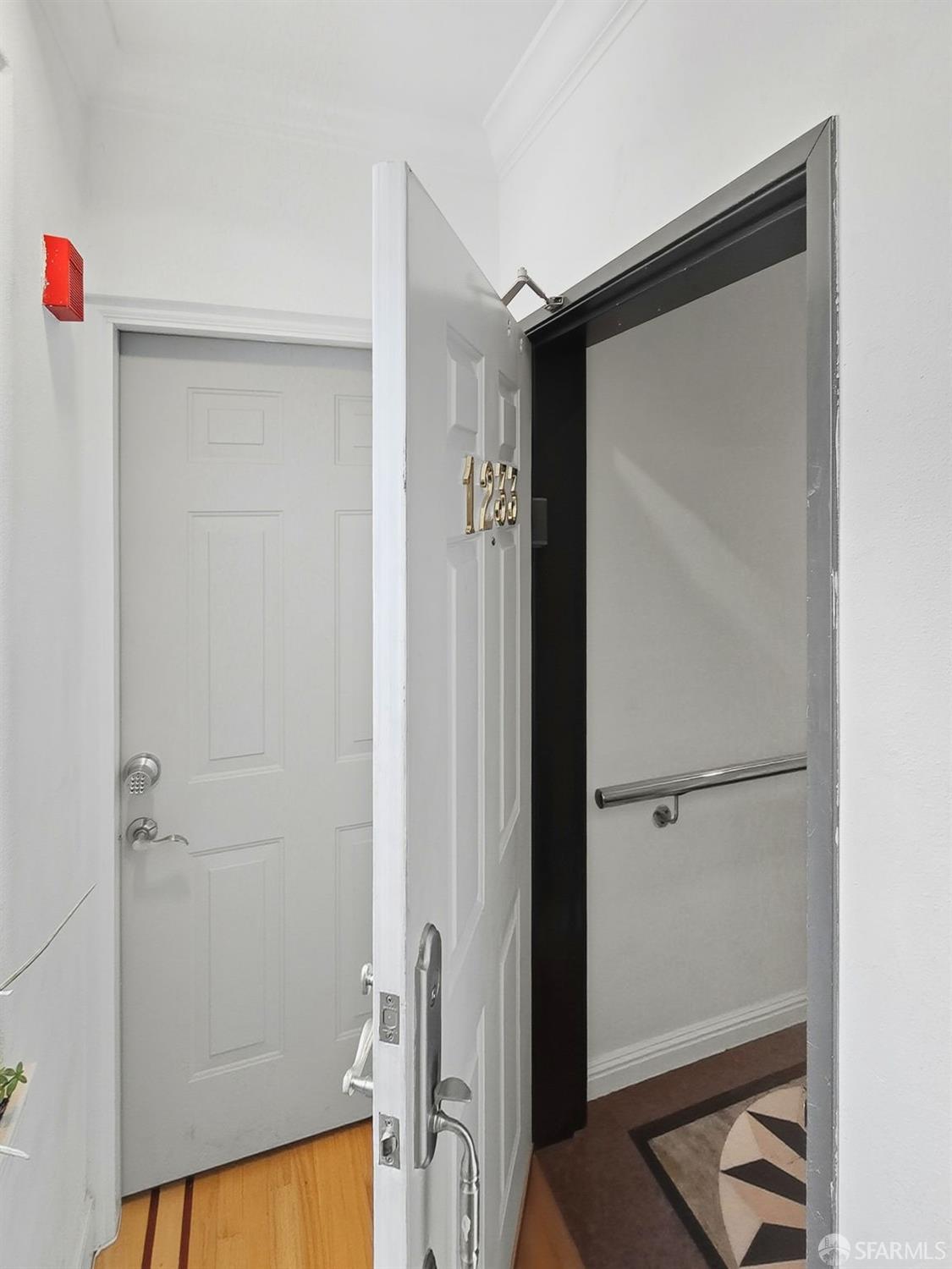 Detail Gallery Image 22 of 31 For 1233 20th Ave, San Francisco,  CA 94122 - 4 Beds | 4 Baths