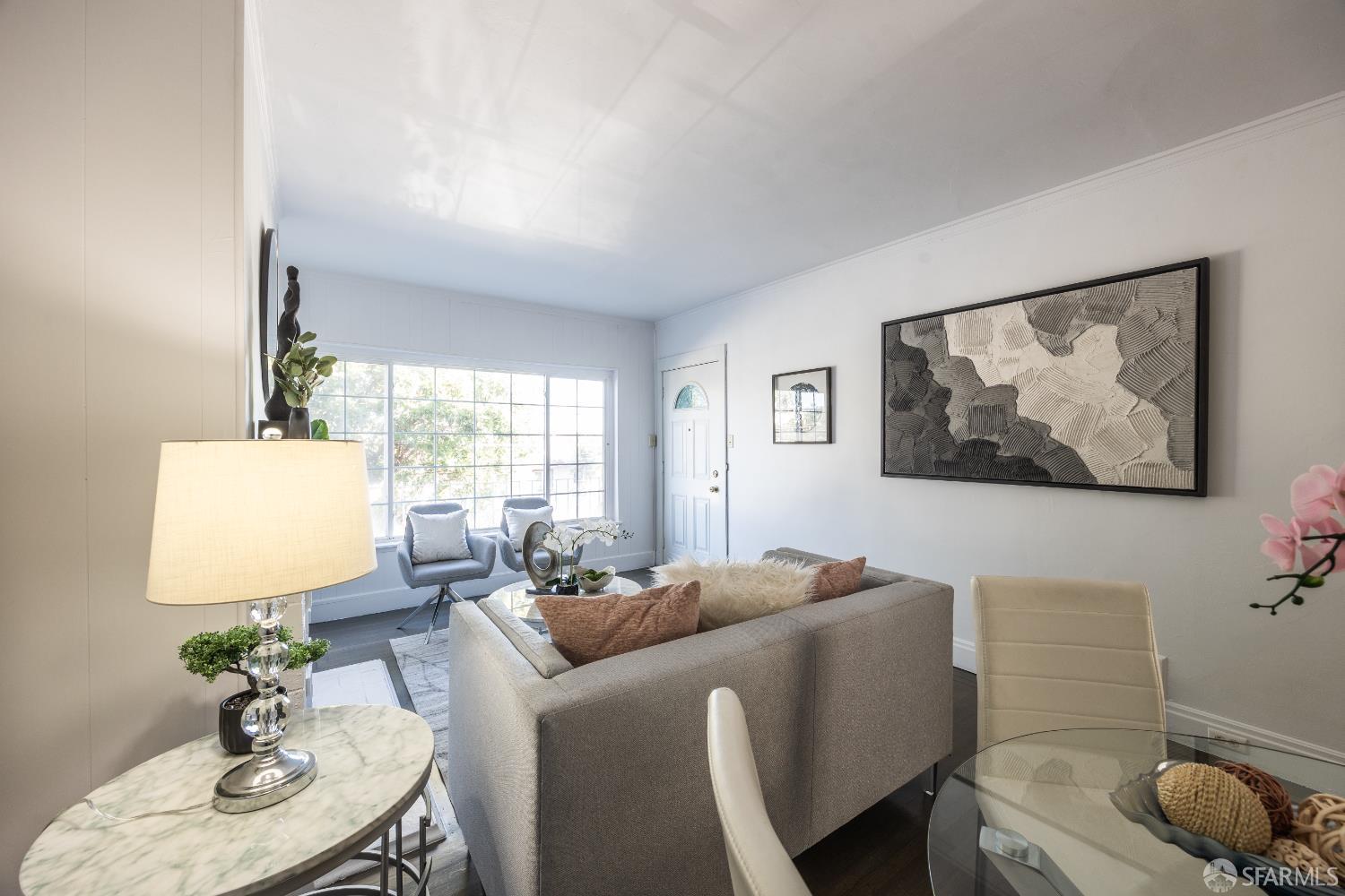 Detail Gallery Image 6 of 28 For 263 Wilson St, San Francisco,  CA 94112 - 3 Beds | 1 Baths