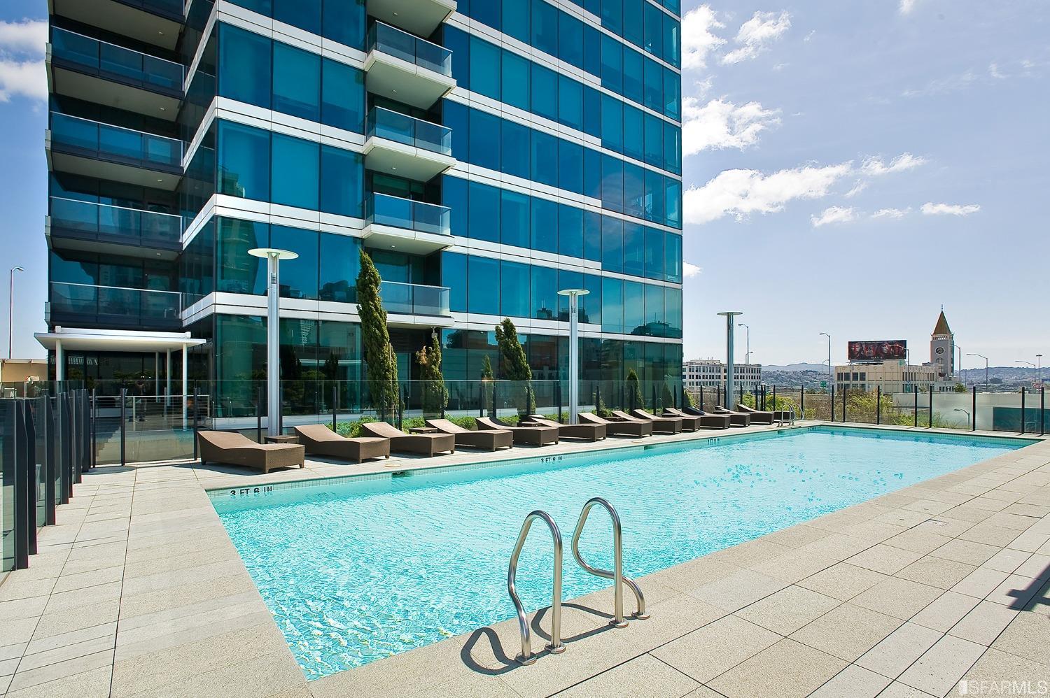 Detail Gallery Image 35 of 46 For 425 1st St #2403,  San Francisco,  CA 94105 - 2 Beds | 2 Baths