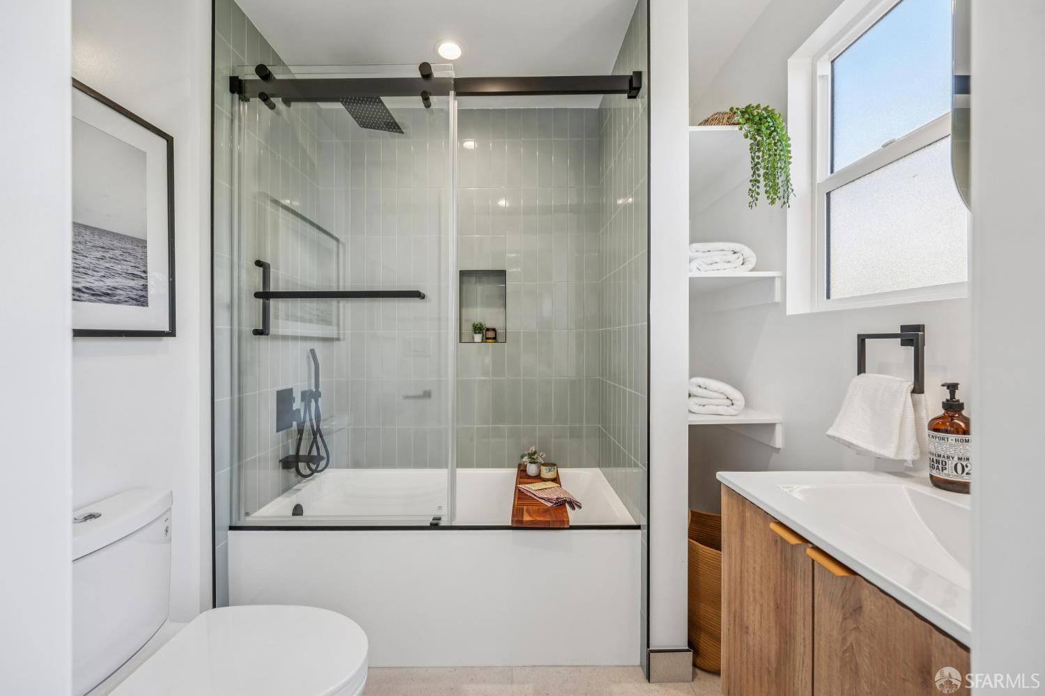 Detail Gallery Image 30 of 55 For 1439 Silver Ave, San Francisco,  CA 94134 - 2 Beds | 2 Baths