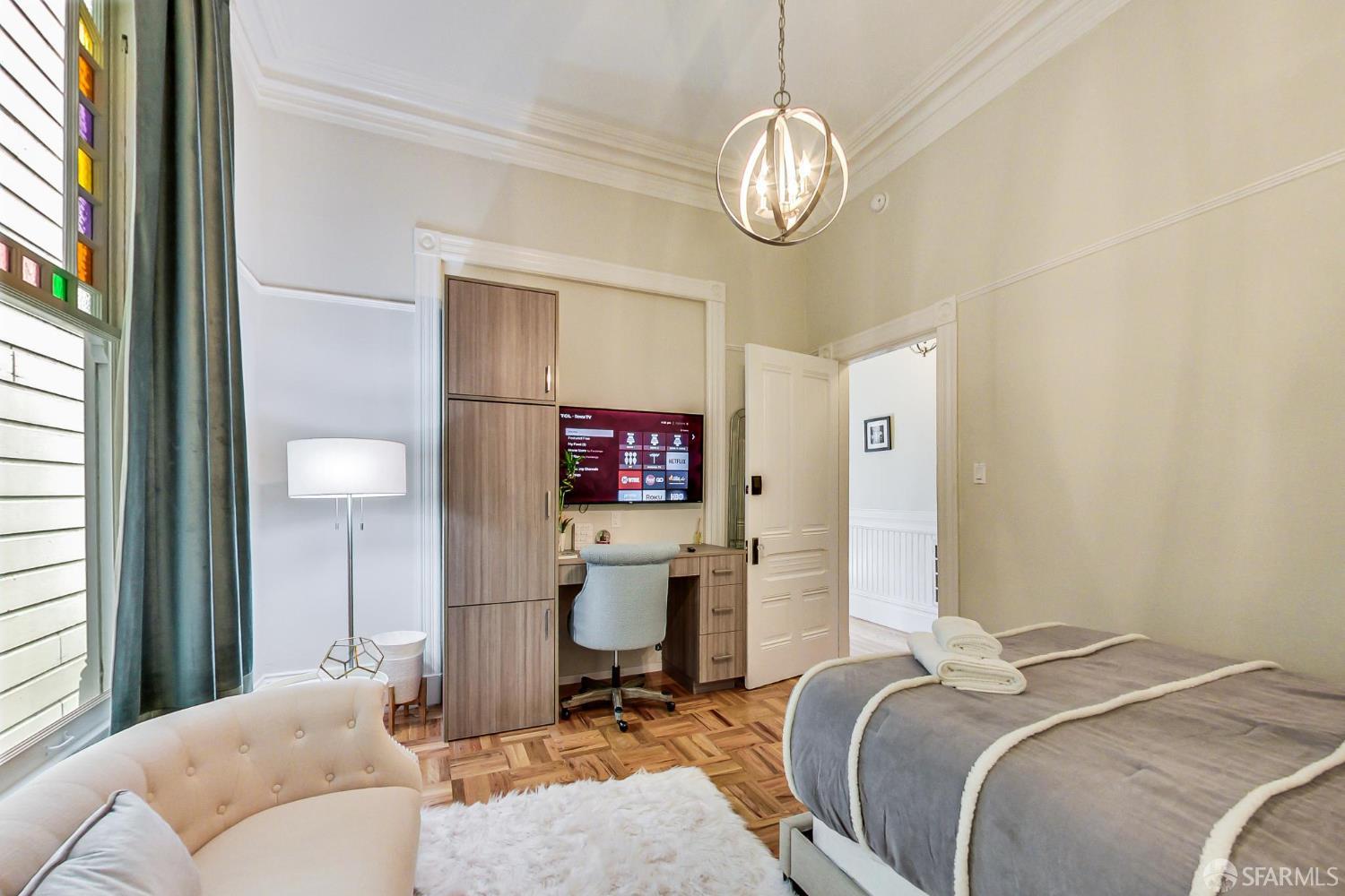 Detail Gallery Image 12 of 33 For 751 Capp St #753,  San Francisco,  CA 94110 - 6 Beds | 3 Baths