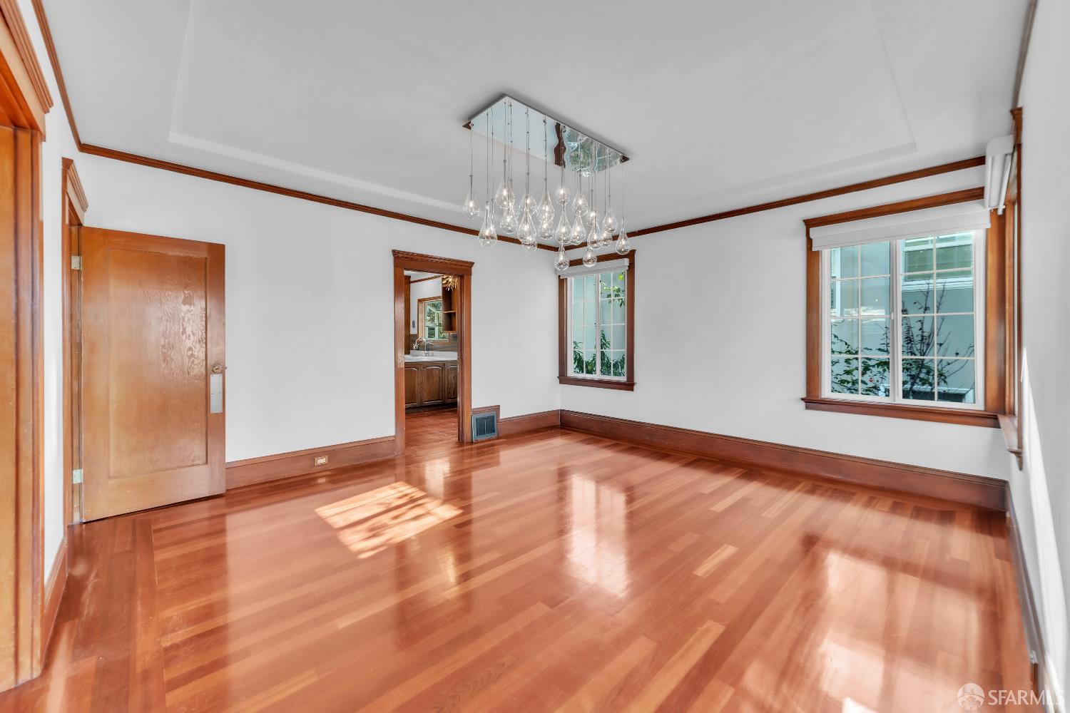 Detail Gallery Image 9 of 38 For 80 Corona St, San Francisco,  CA 94127 - 4 Beds | 3 Baths