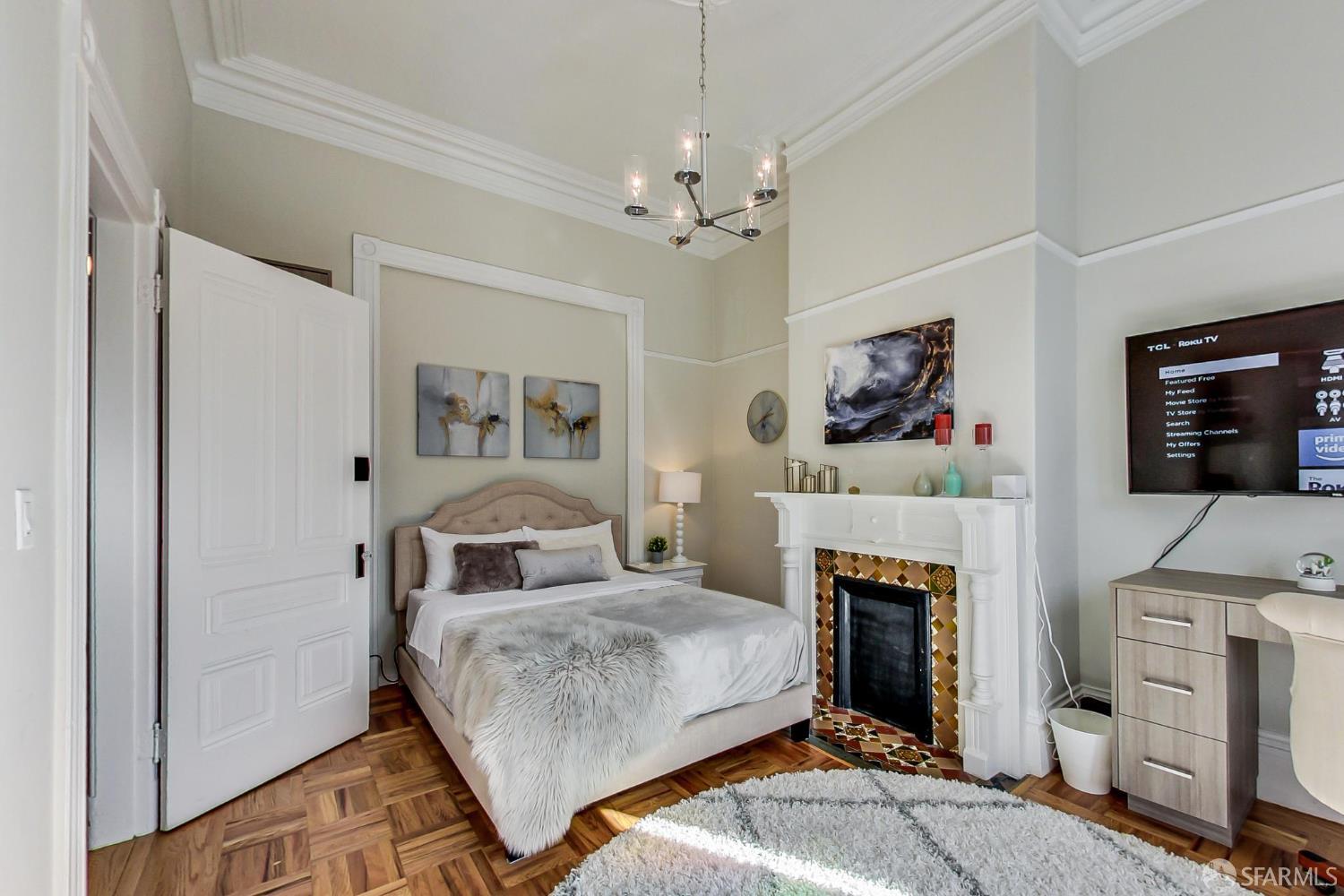 Detail Gallery Image 9 of 33 For 751 Capp St #753,  San Francisco,  CA 94110 - 6 Beds | 3 Baths