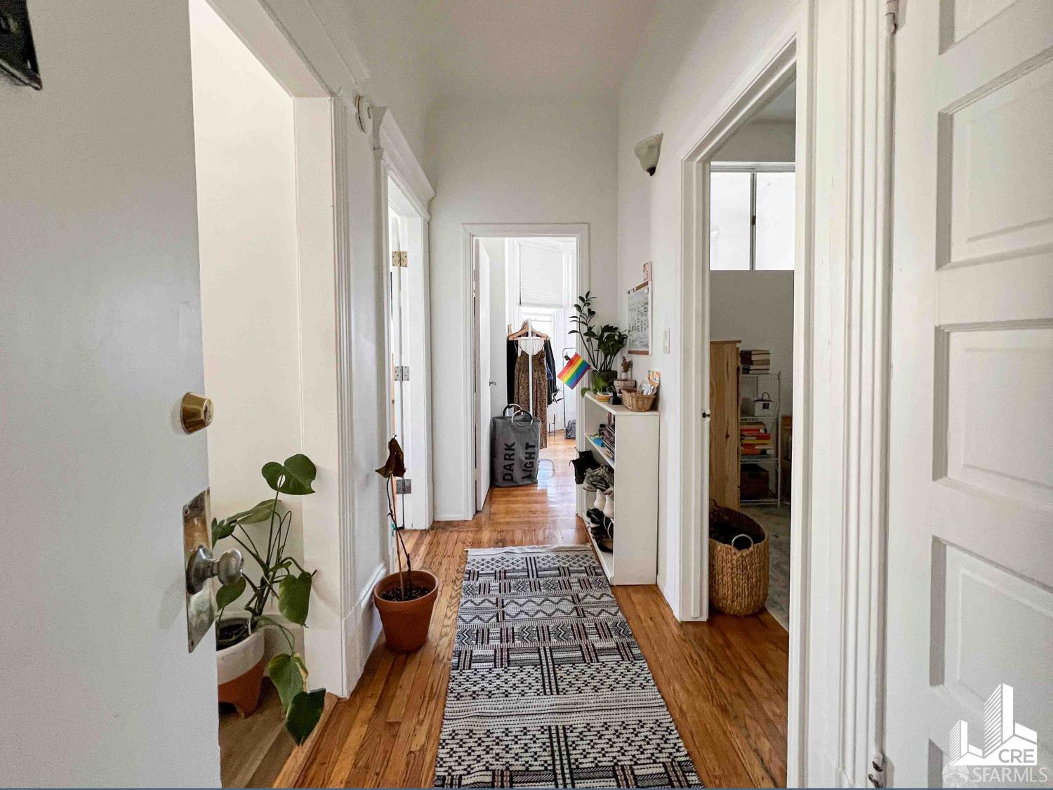Detail Gallery Image 4 of 8 For 661 Fillmore St, San Francisco,  CA 94117 - – Beds | – Baths
