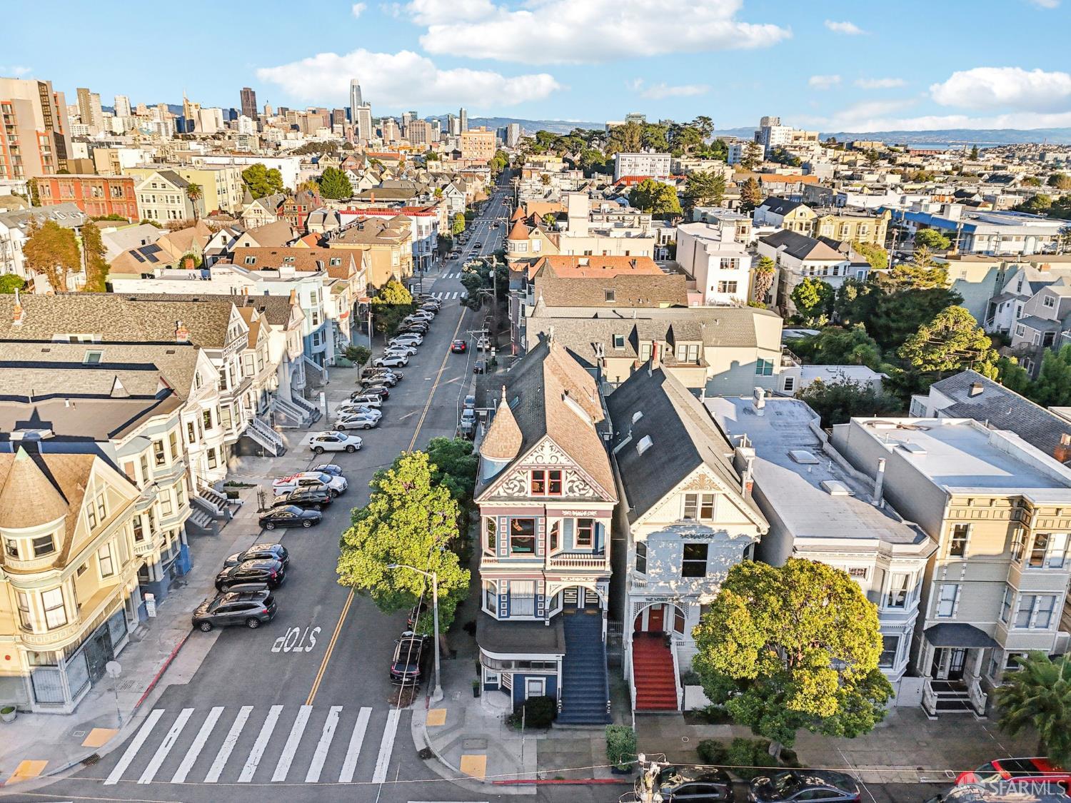 Detail Gallery Image 72 of 99 For 560 Lyon St, San Francisco,  CA 94117 - 5 Beds | 3/1 Baths