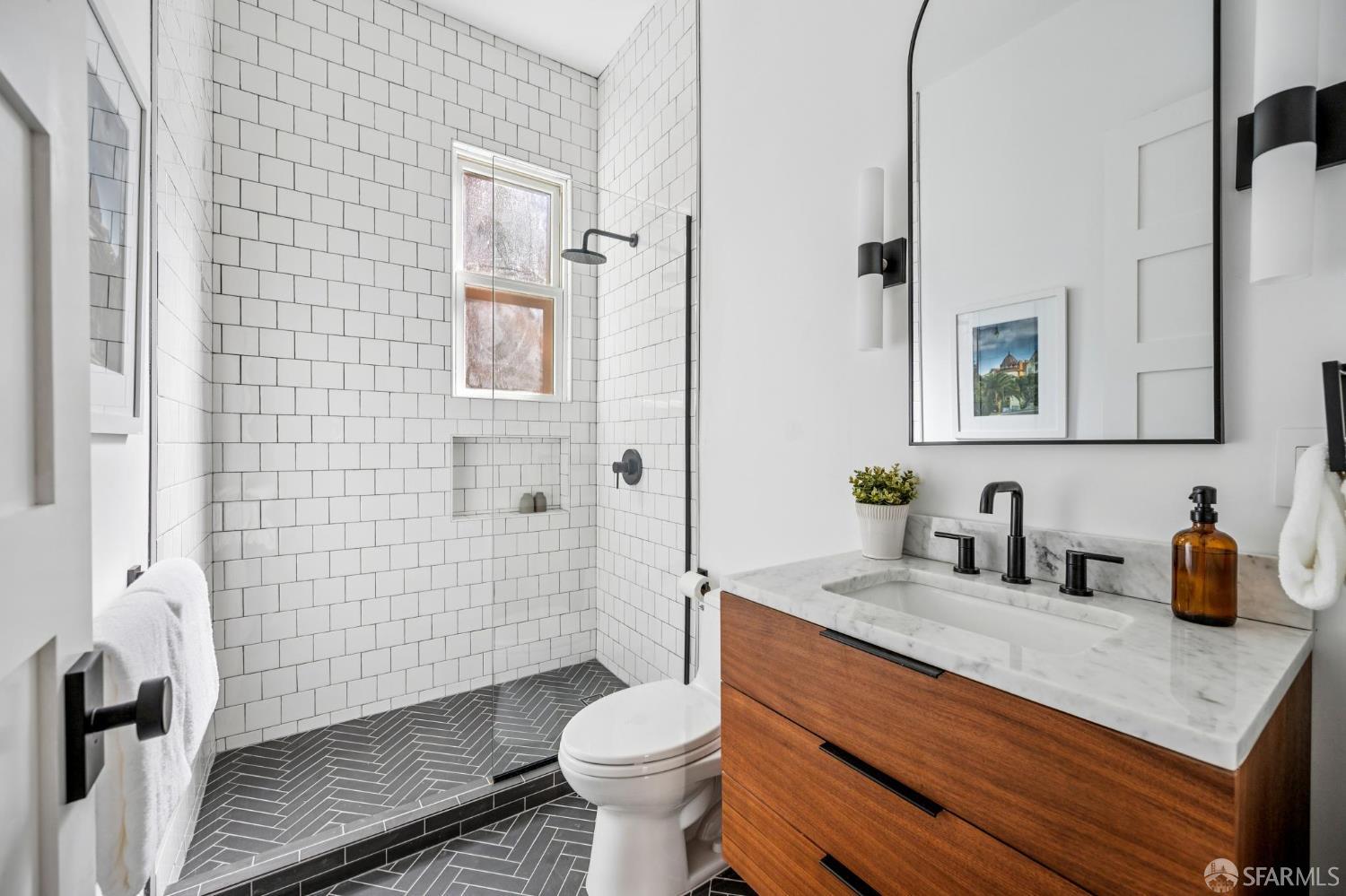 Detail Gallery Image 42 of 50 For 3821 23rd St, San Francisco,  CA 94114 - 3 Beds | 3 Baths