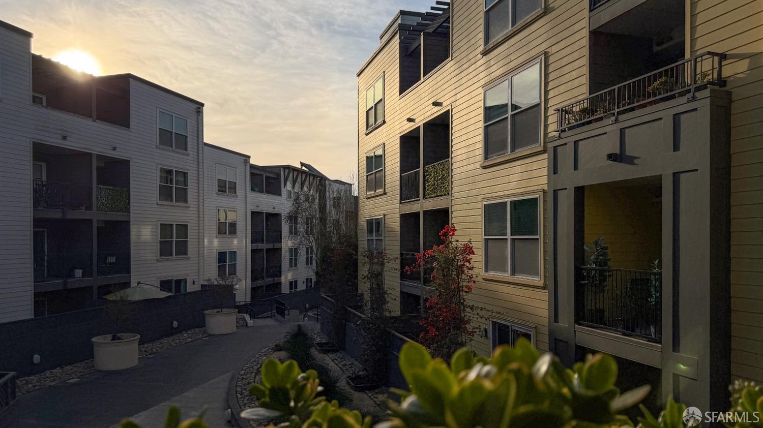 Detail Gallery Image 21 of 22 For 8300 Oceanview Ter #209,  San Francisco,  CA 94132 - 1 Beds | 1 Baths