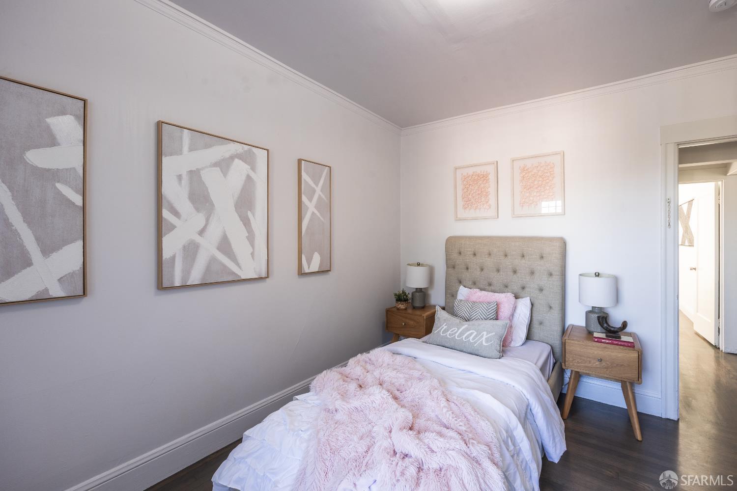 Detail Gallery Image 9 of 28 For 263 Wilson St, San Francisco,  CA 94112 - 3 Beds | 1 Baths