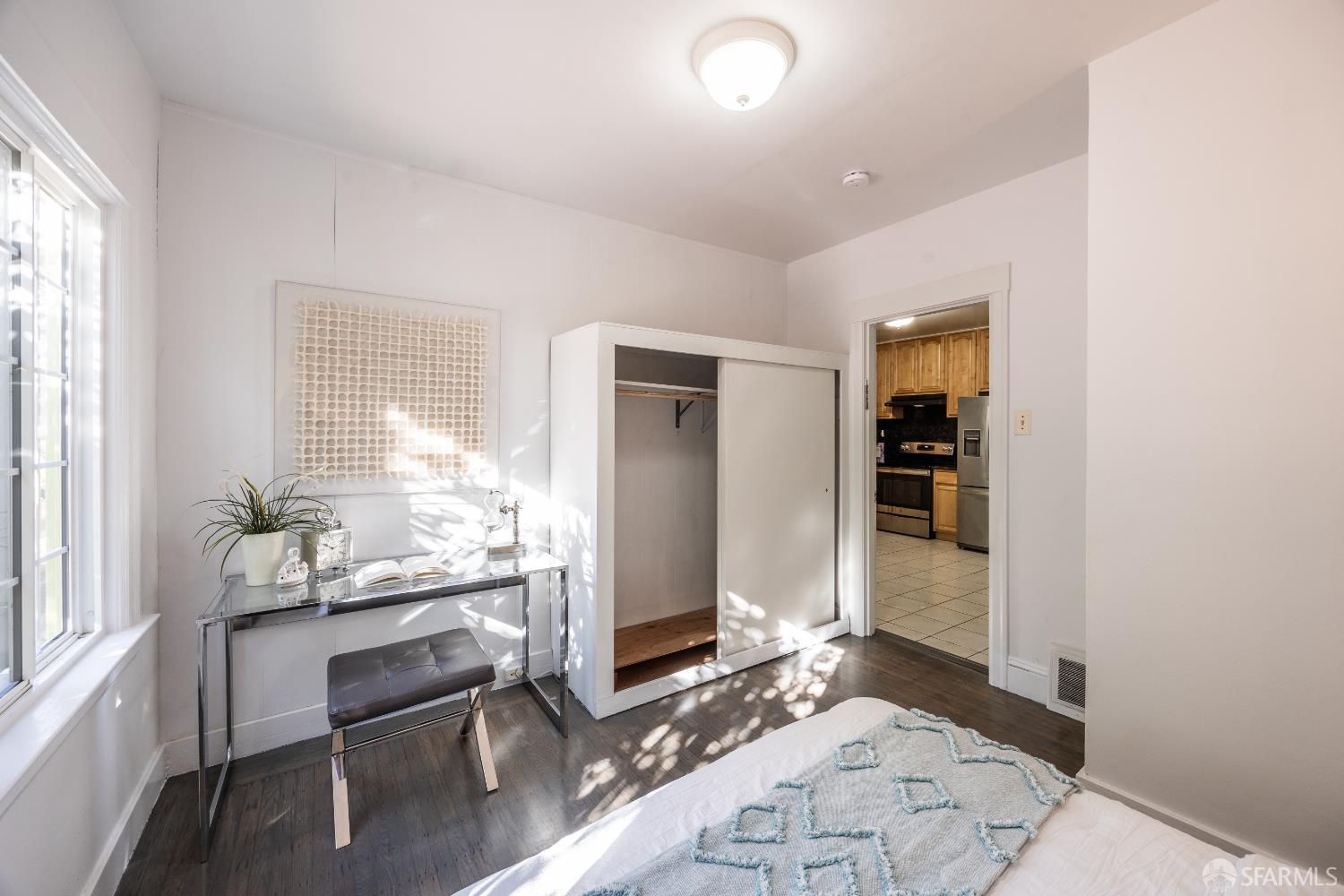 Detail Gallery Image 16 of 28 For 263 Wilson St, San Francisco,  CA 94112 - 3 Beds | 1 Baths