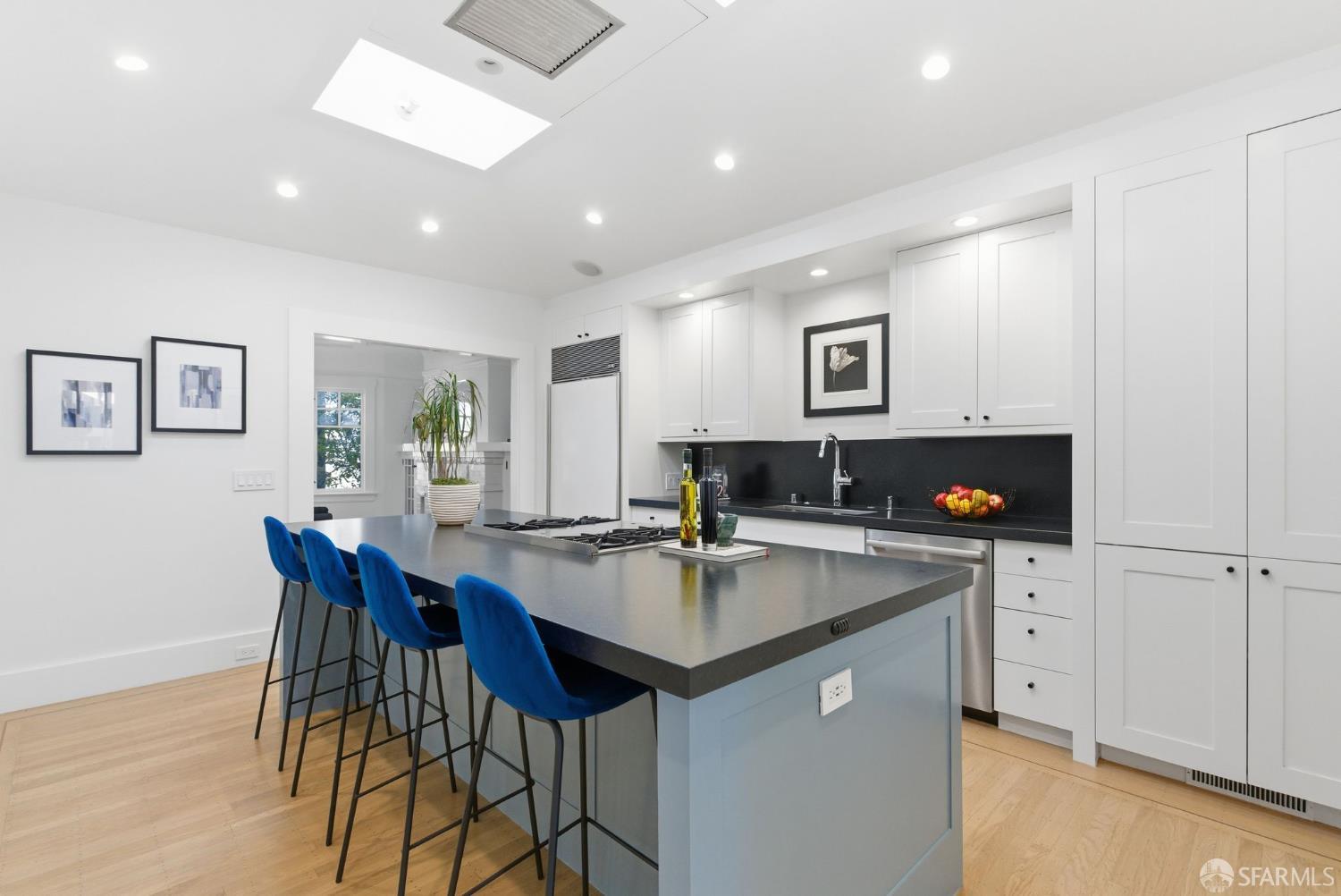 Detail Gallery Image 23 of 97 For 525 Arkansas St, San Francisco,  CA 94107 - 3 Beds | 2 Baths