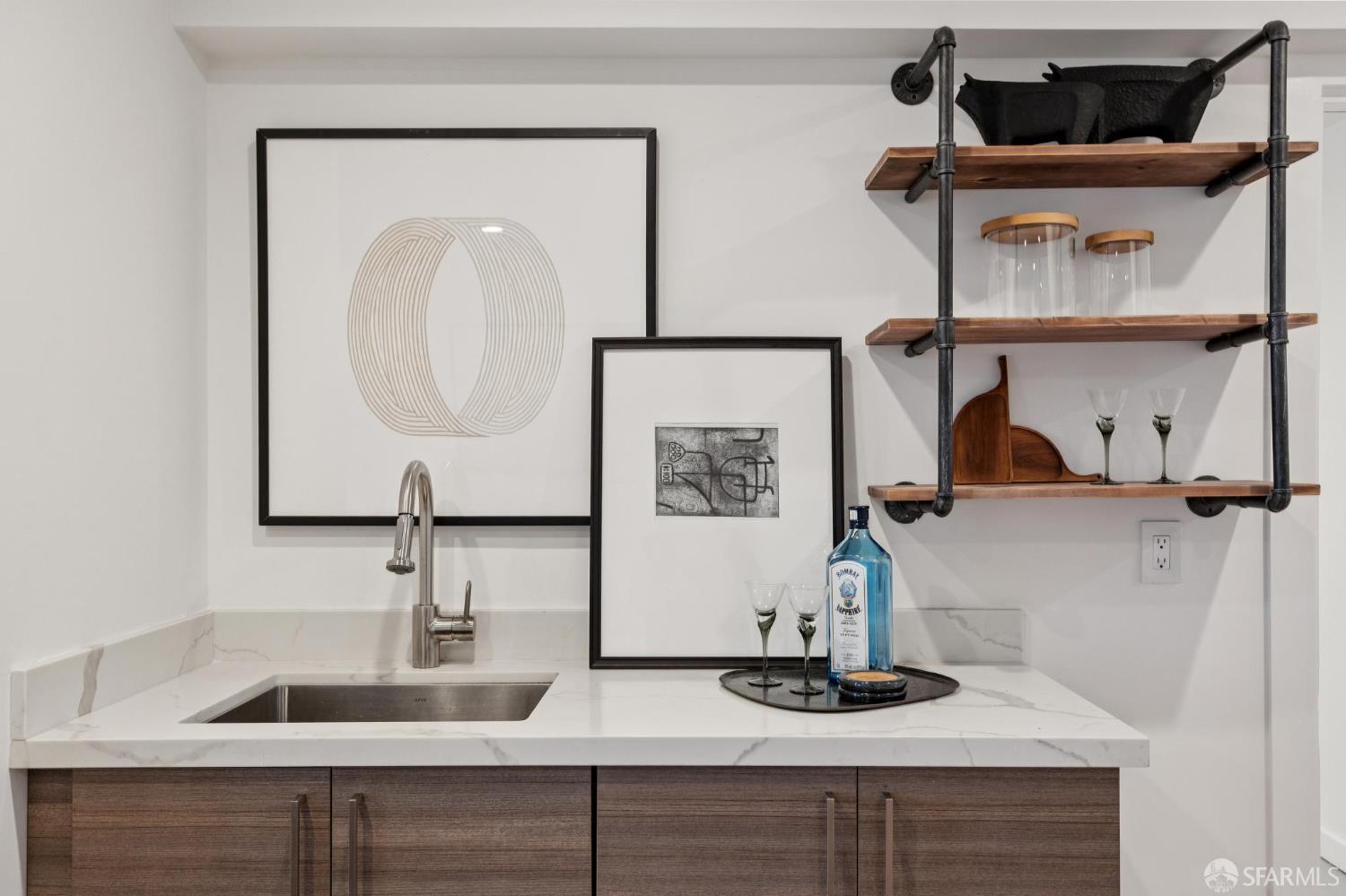 Detail Gallery Image 27 of 45 For 679 San Jose Ave, San Francisco,  CA 94110 - 4 Beds | 3 Baths