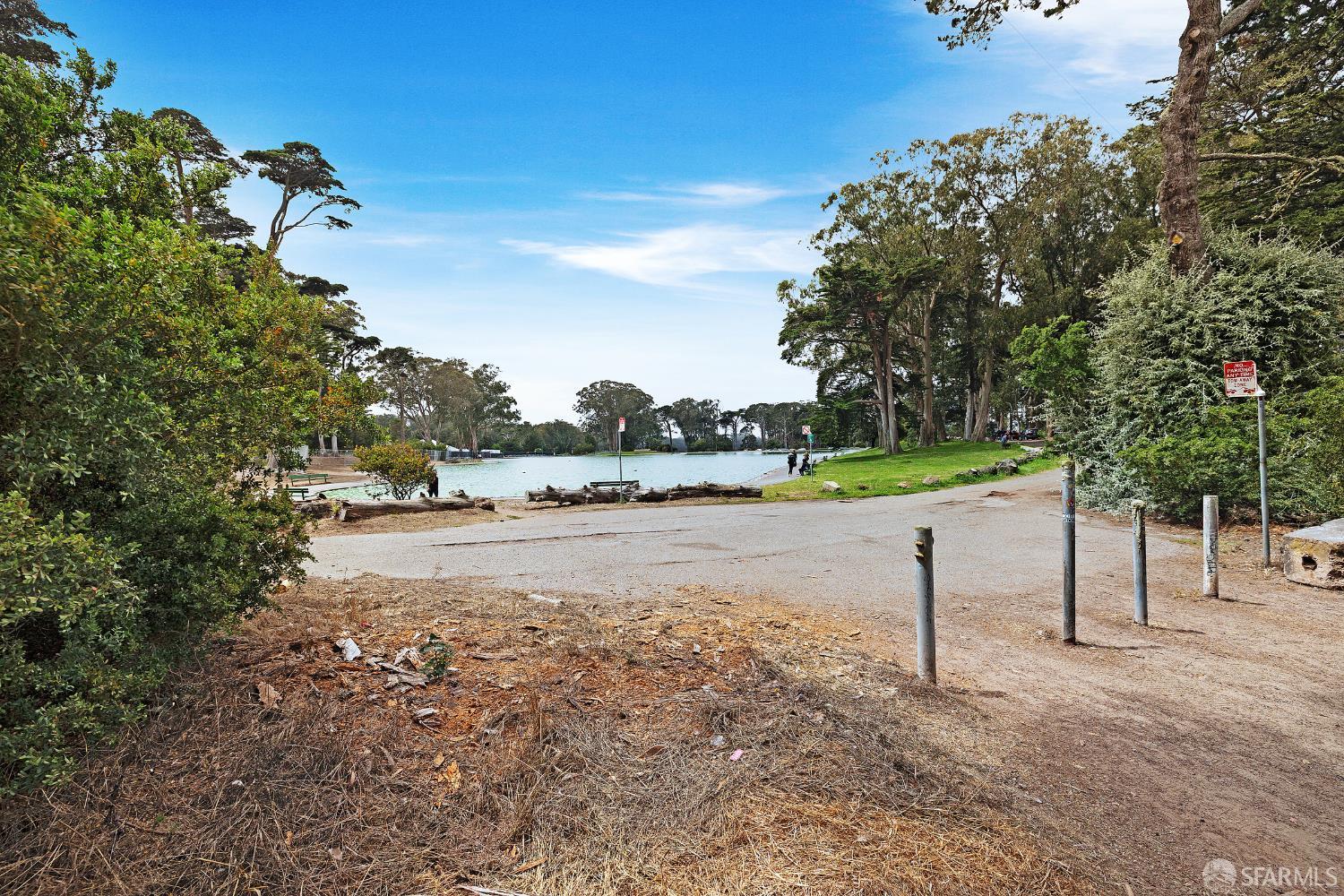 Detail Gallery Image 5 of 45 For 5600 Fulton St, San Francisco,  CA 94121 - 5 Beds | 3/1 Baths