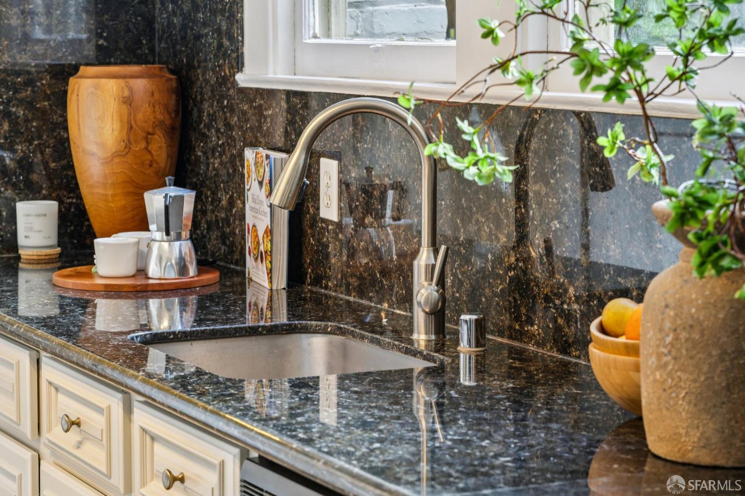 Detail Gallery Image 25 of 41 For 619 28th Ave #1,  San Francisco,  CA 94121 - 2 Beds | 1/1 Baths