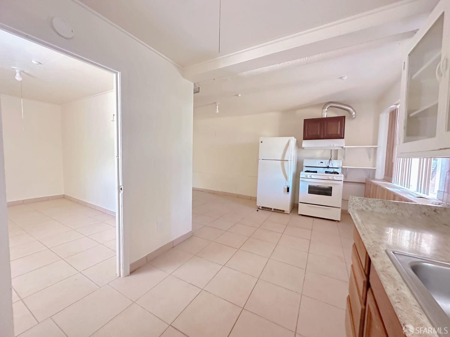 Detail Gallery Image 9 of 32 For 322 Commercial Ave, South San Francisco,  CA 94080 - – Beds | – Baths