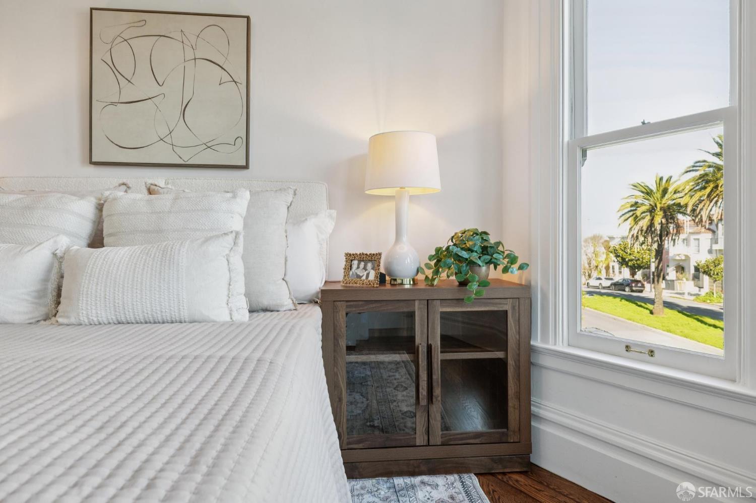 Photo #4: 426095545 Listing: Photo #4