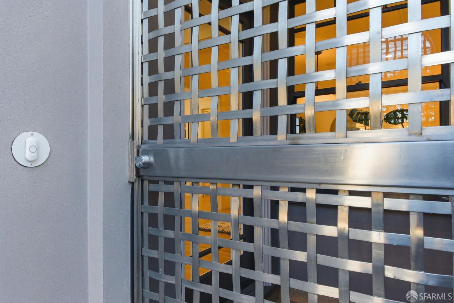 Detail Gallery Image 3 of 97 For 525 Arkansas St, San Francisco,  CA 94107 - 3 Beds | 2 Baths